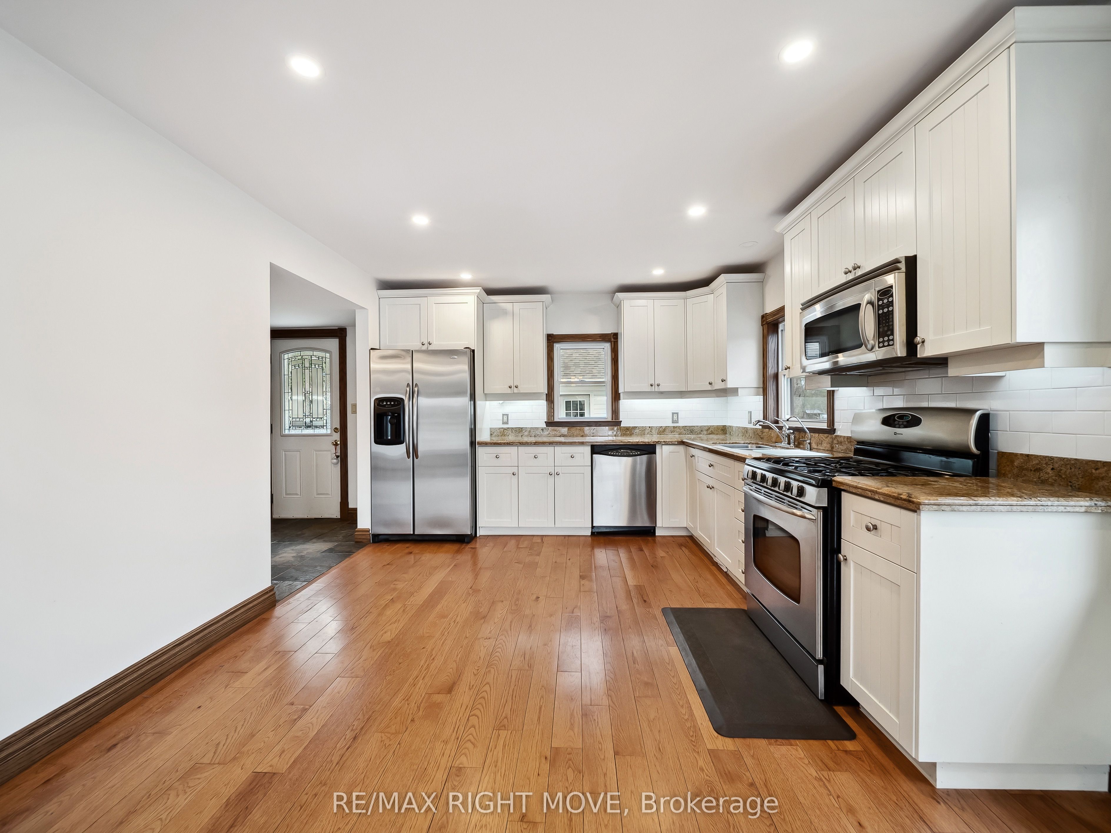 1012 Cowbell Lane, Gravenhurst, ON P0E 1N0 photo 5