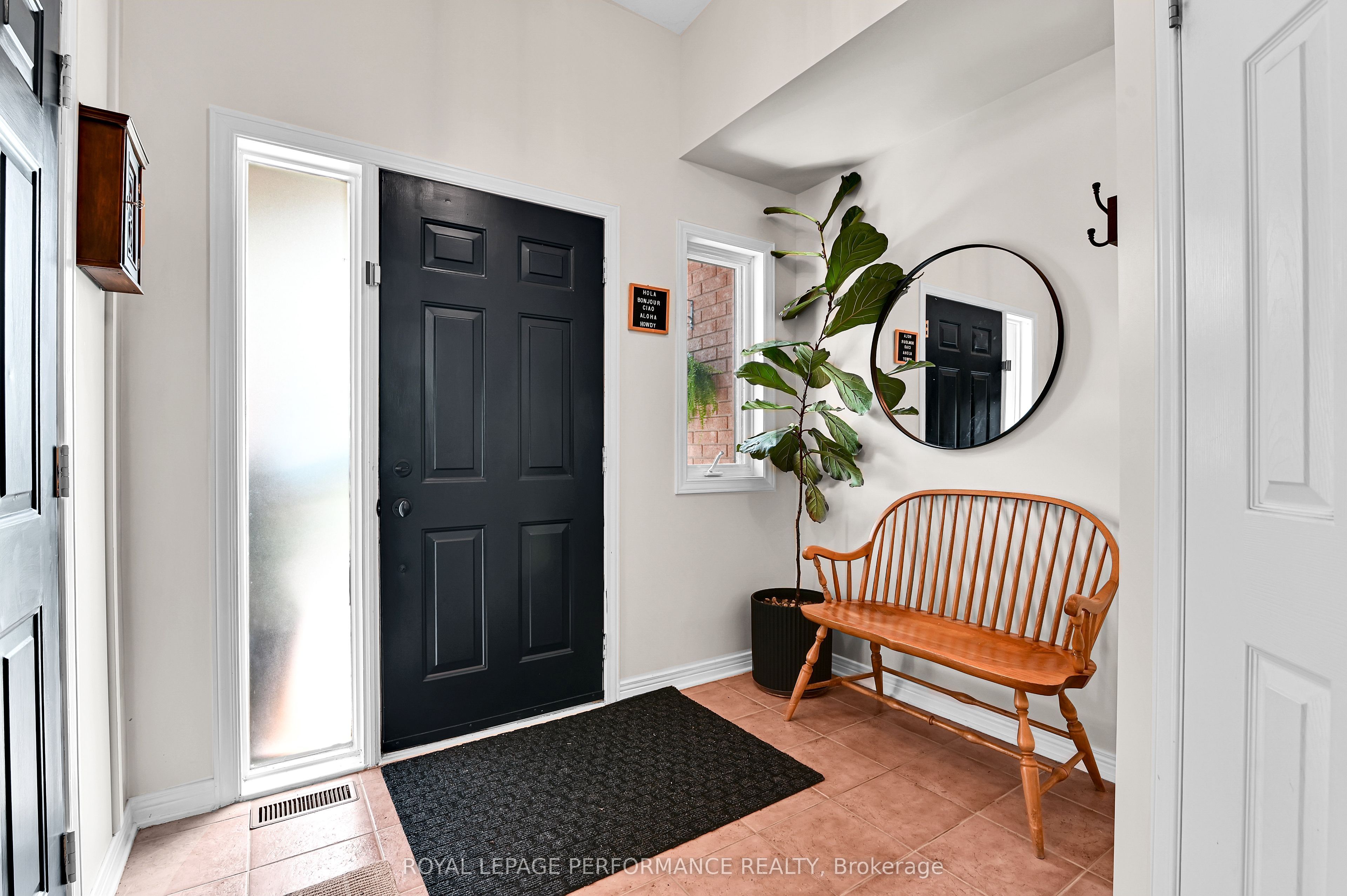 10 Rhapsody Lane, Hunt Club - Windsor Park Village and Area, ON K1V 1B1 photo 2