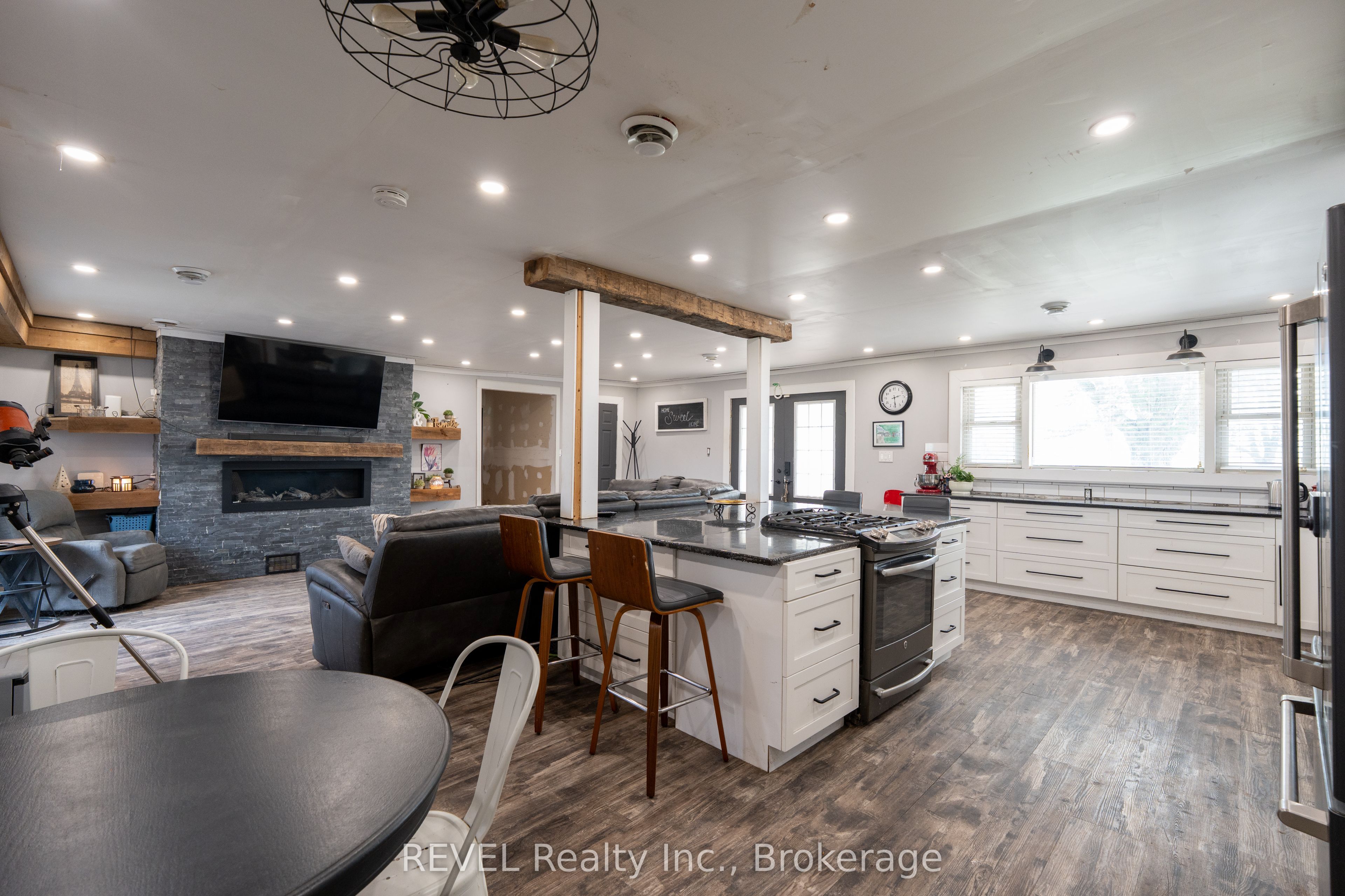 10830 3 Highway, Wainfleet, ON L3K 5V4 photo 3