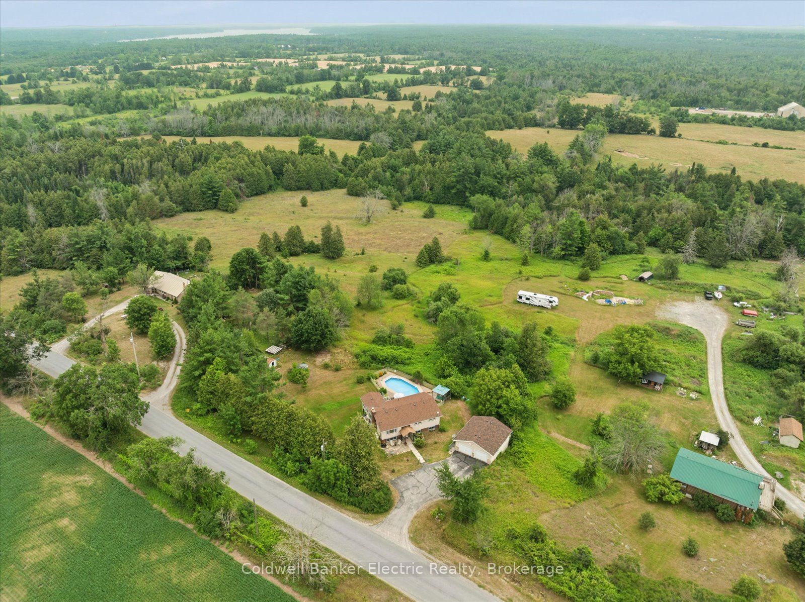 1657 4th Line, Douro-Dummer, ON K0L 2H0 photo 2