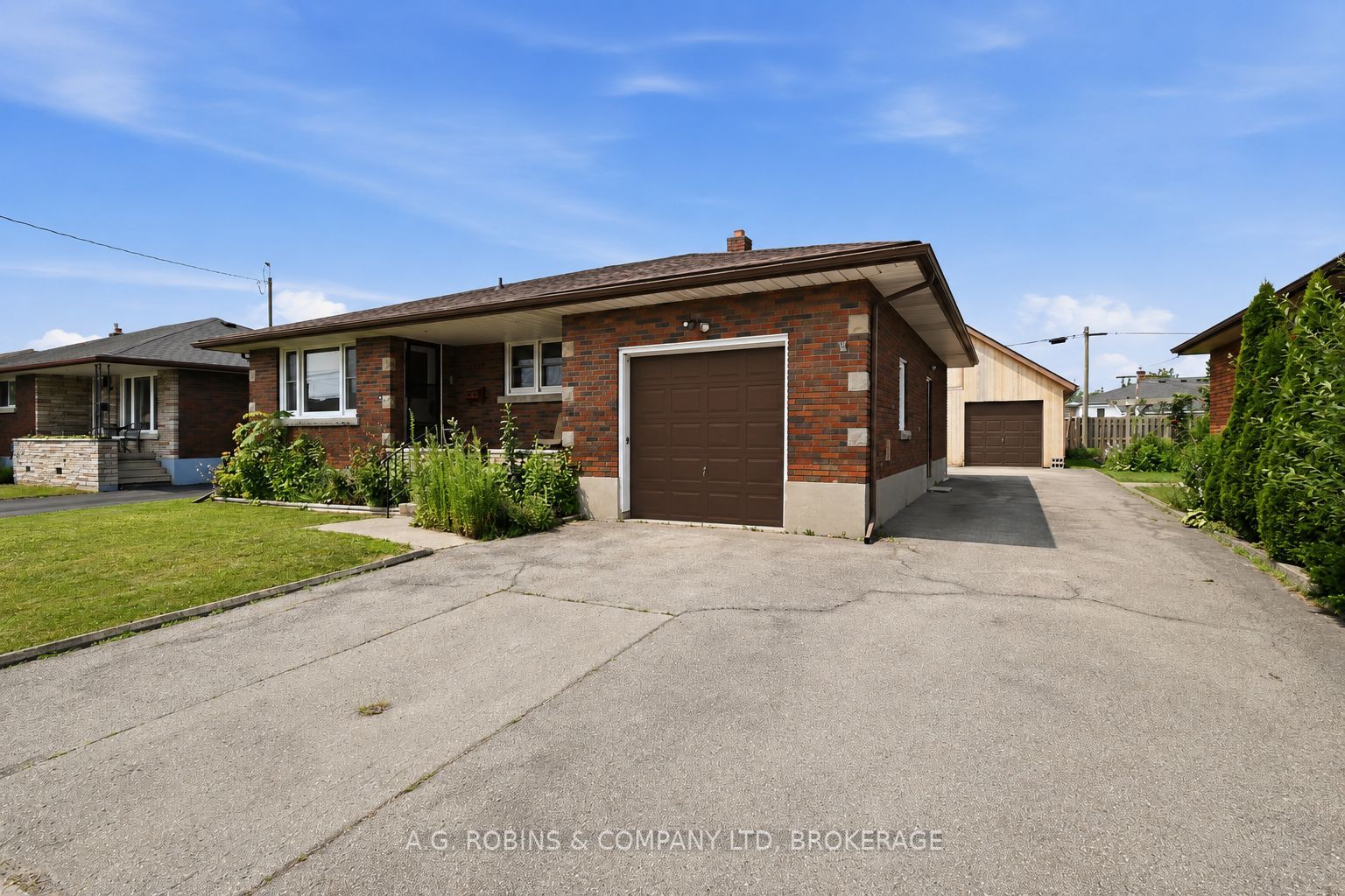140 Classic Avenue, Welland, ON L3B 1P7 photo 4