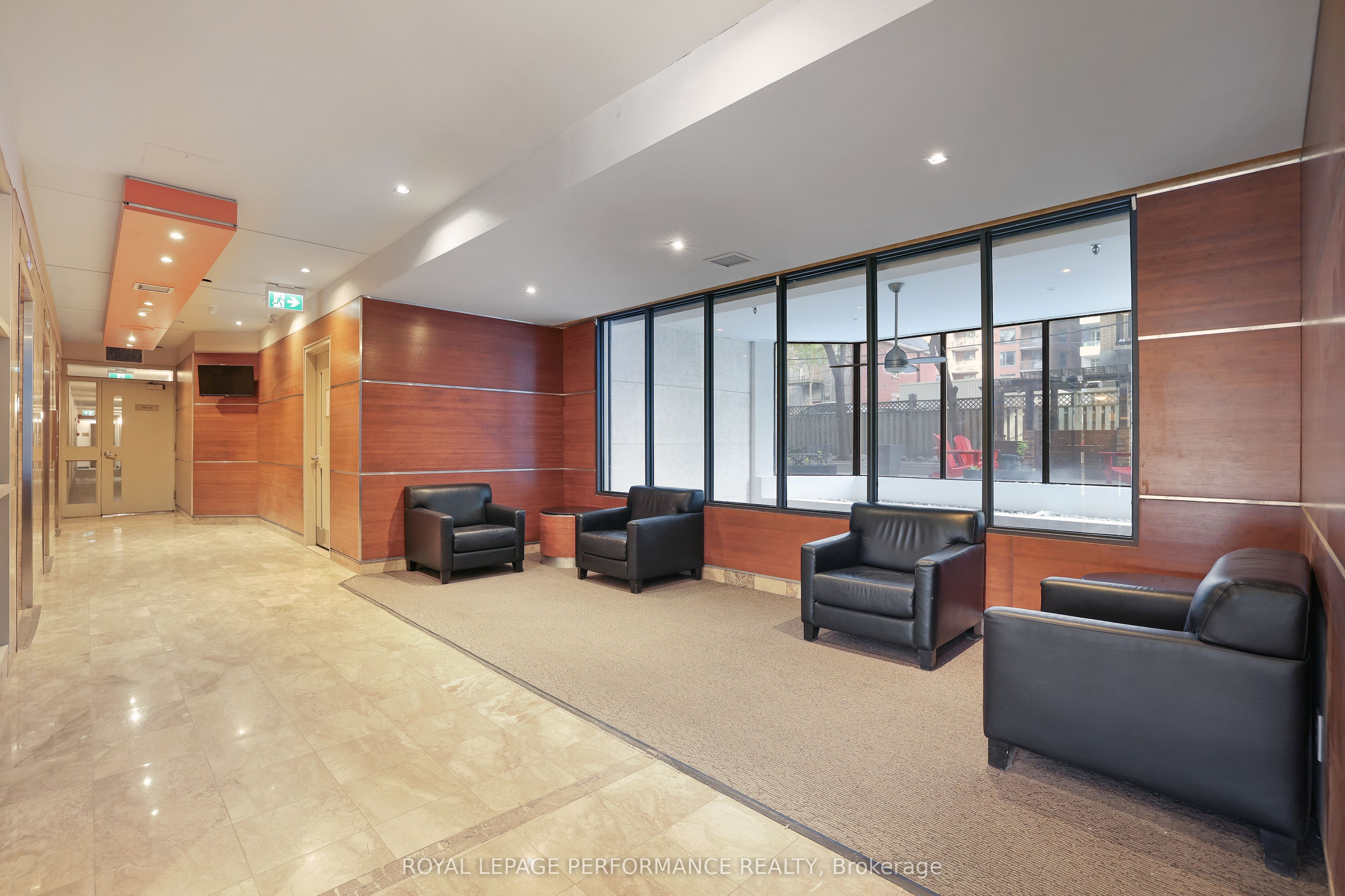 470 Laurier Avenue W 1701, Ottawa Centre, ON K1R 7W9 photo 4