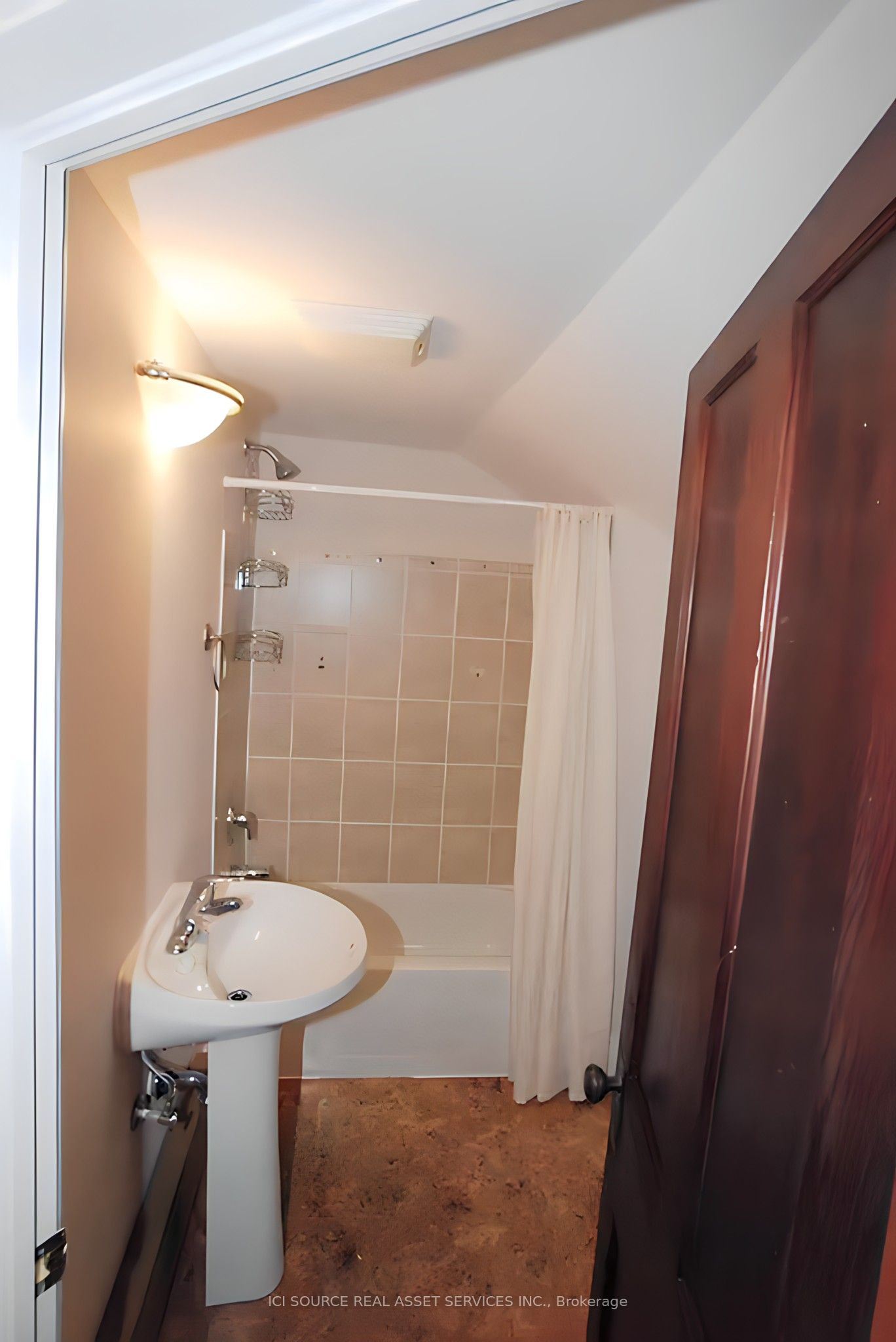 25 West Street 2, Kingston, ON K7L 2S2 photo 5
