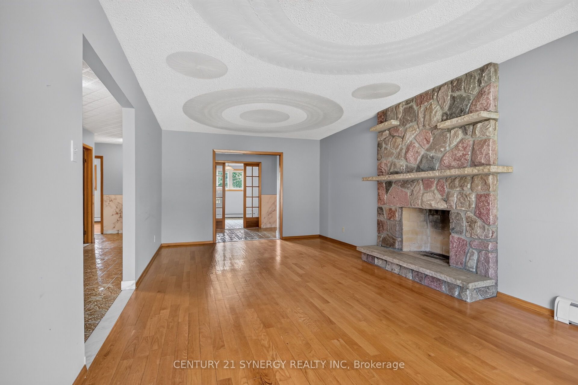 974 Greenbriar Avenue, Mooneys Bay - Carleton Heights and Area, ON K2C 0J7 photo 5