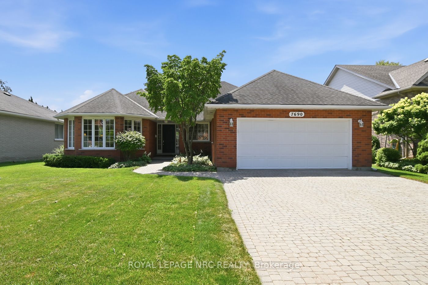 7690 Mount Carmel Boulevard, Niagara Falls, ON L2H 2Y3