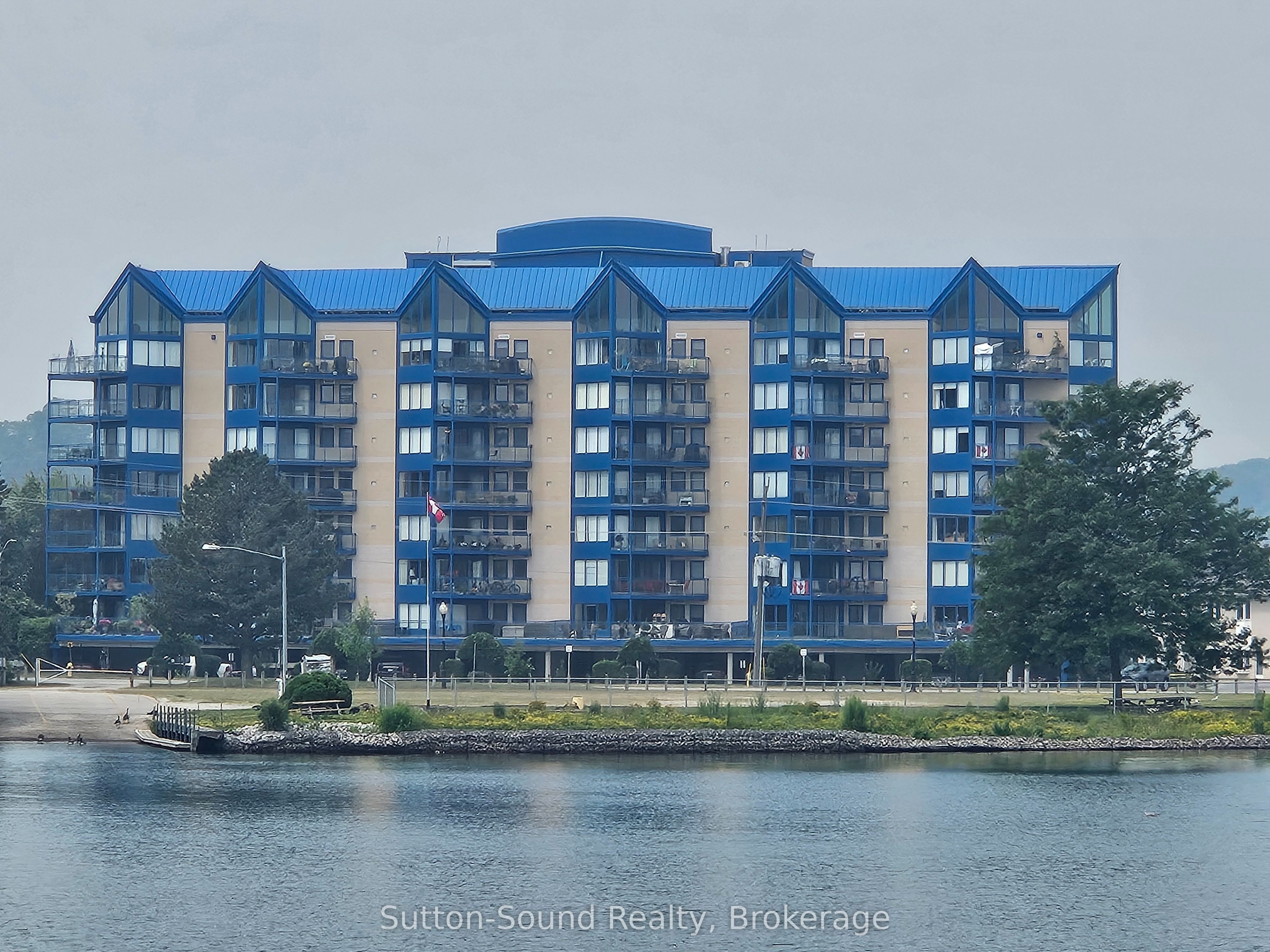 1455 2nd Ave W Avenue 205, Owen Sound, ON N4K 6V3