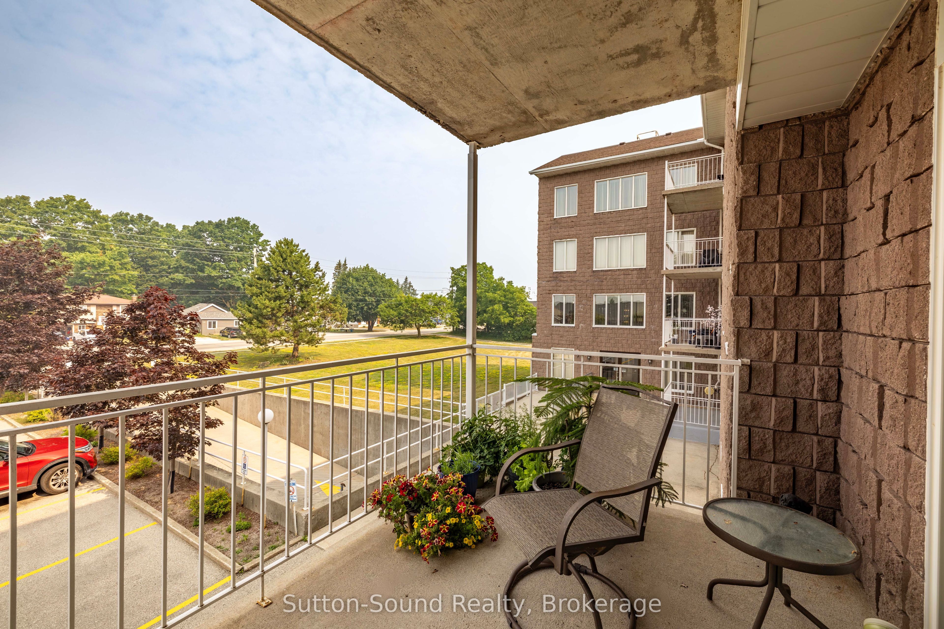1775 9th Avenue E 208, Owen Sound, ON N4K 6K3