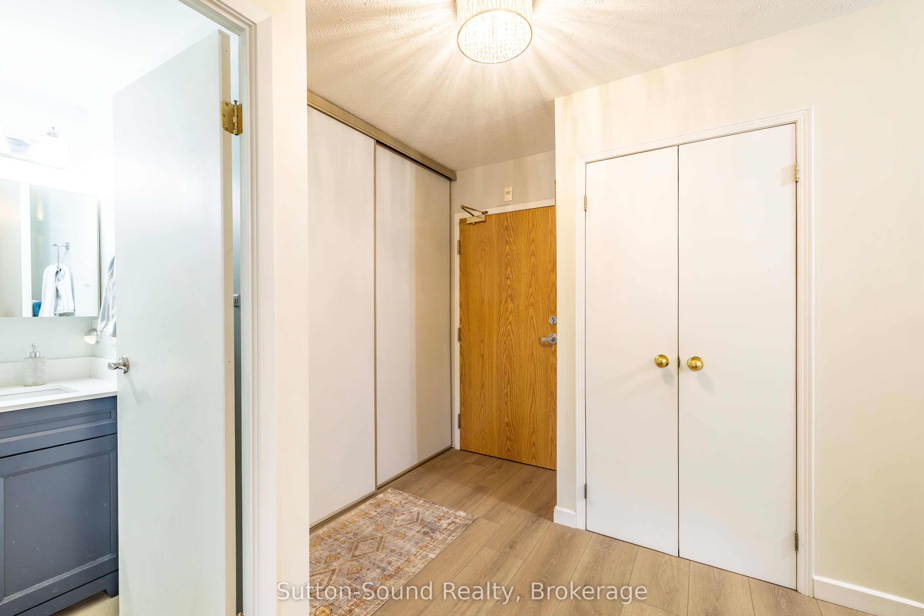 1775 9th Avenue E 208, Owen Sound, ON N4K 6K3 photo 2