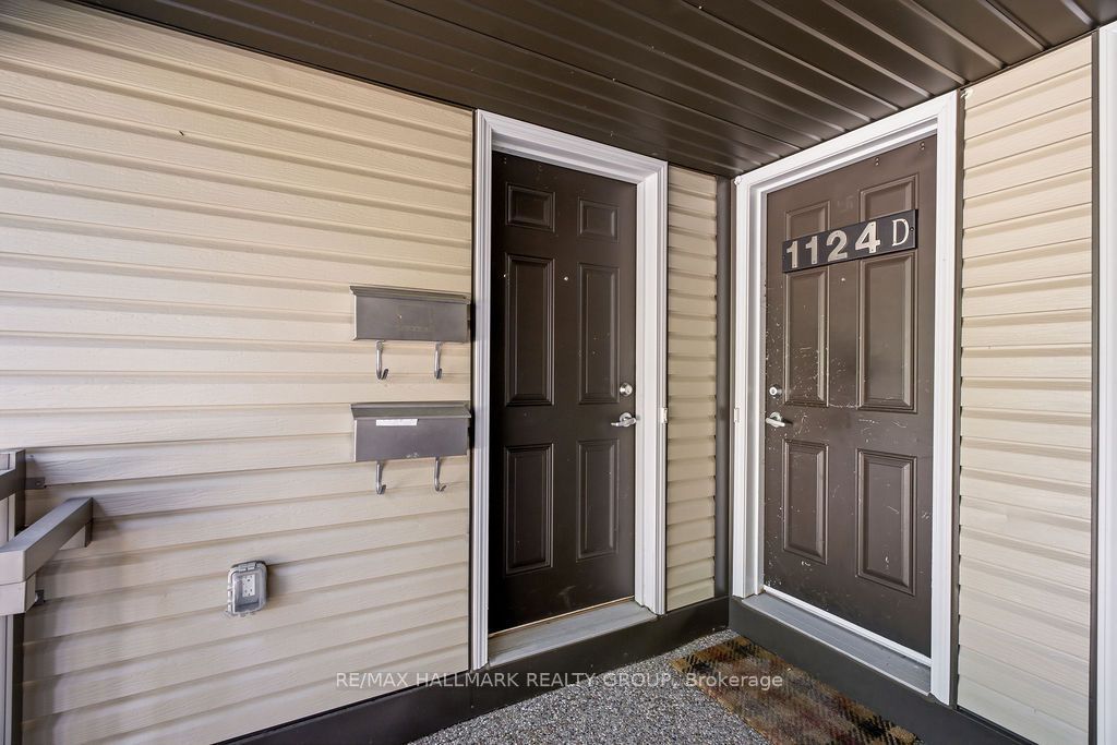 1124 Klondike Road C, Kanata, ON K2K 0H2 photo 4