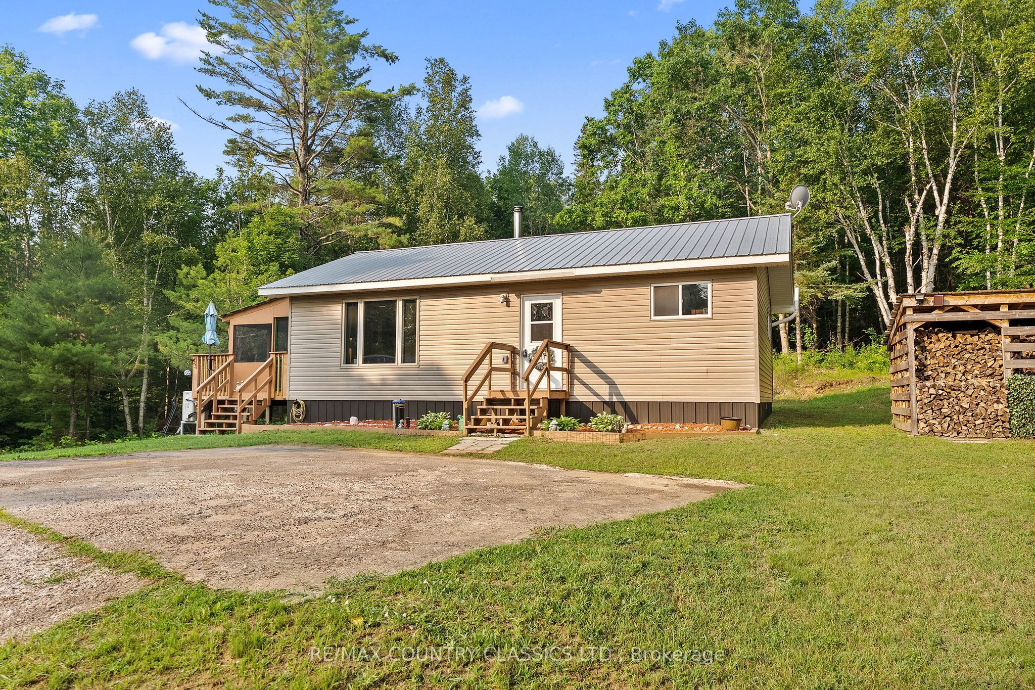 528 Hwy No.28 N/A, Addington Highlands, ON K0H 1L0 photo 2