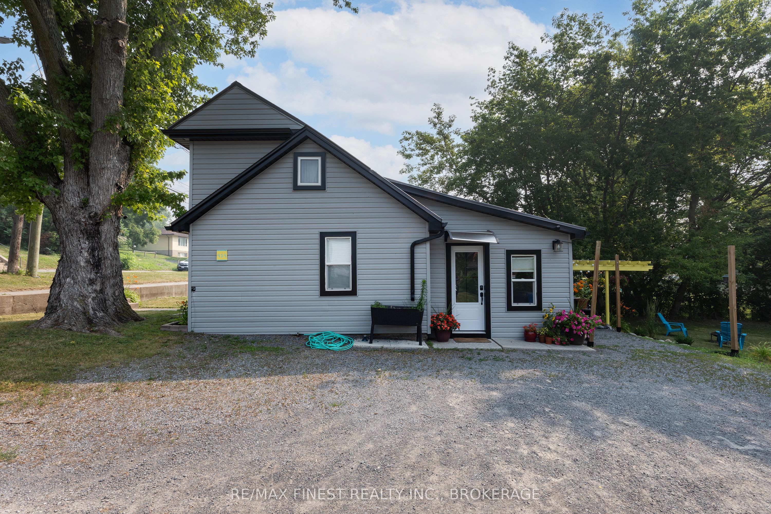 414 Dundas Street, Deseronto, ON K0K 1X0 photo 3