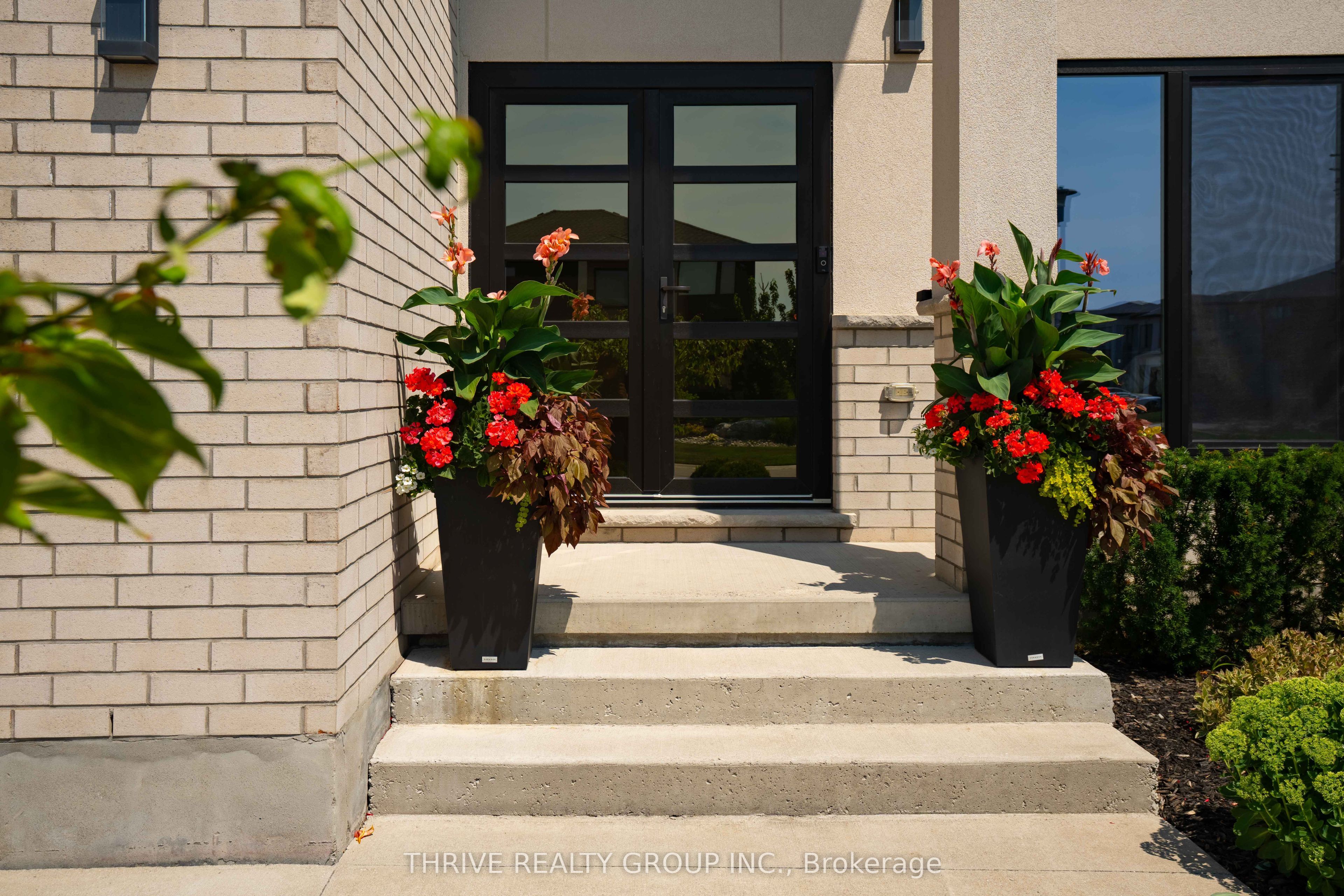 2084 Tyson Walk, London South, ON N6K 5R4 photo 4