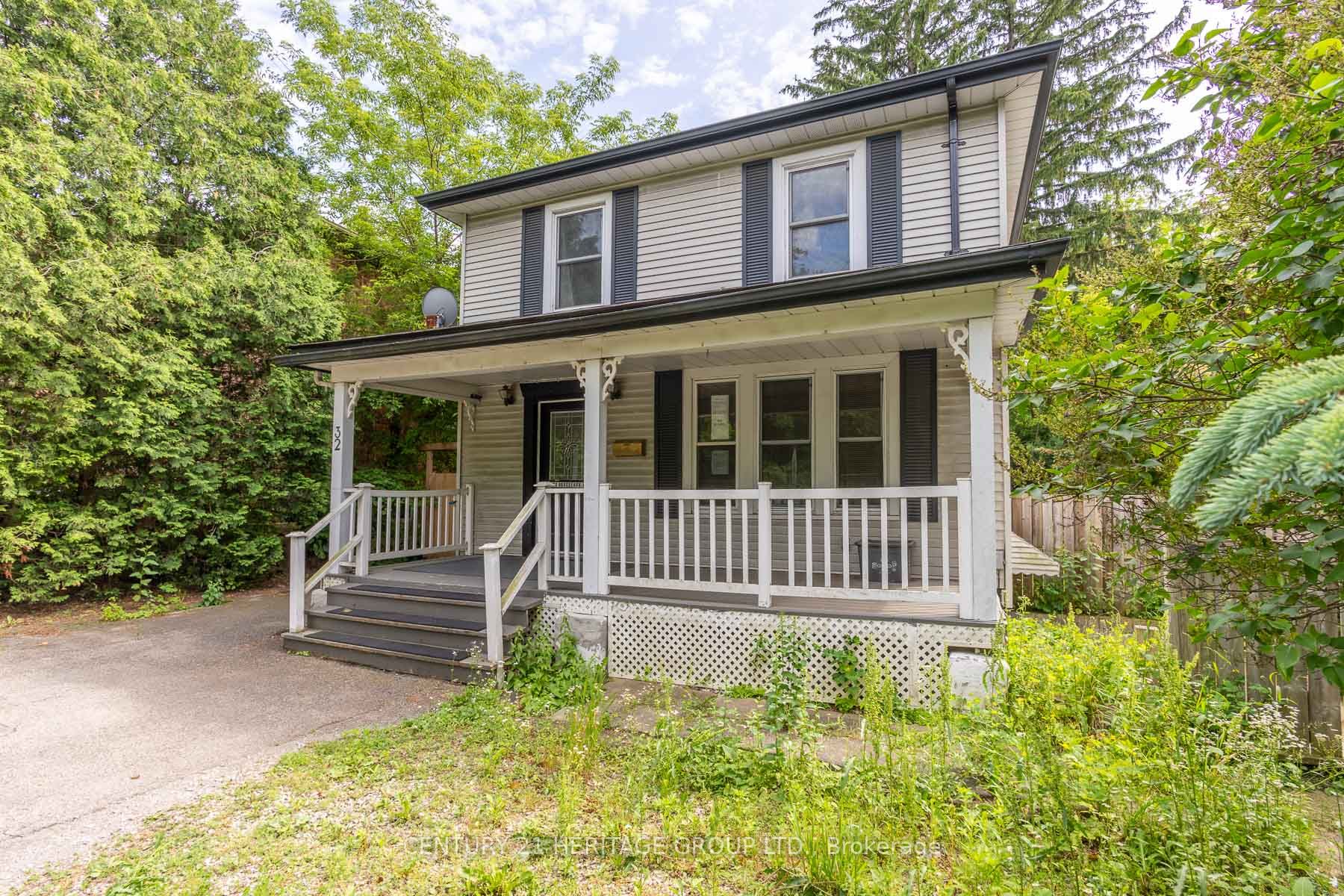 32 Rousseaux Street, Hamilton, ON L9G 2W5 photo 5
