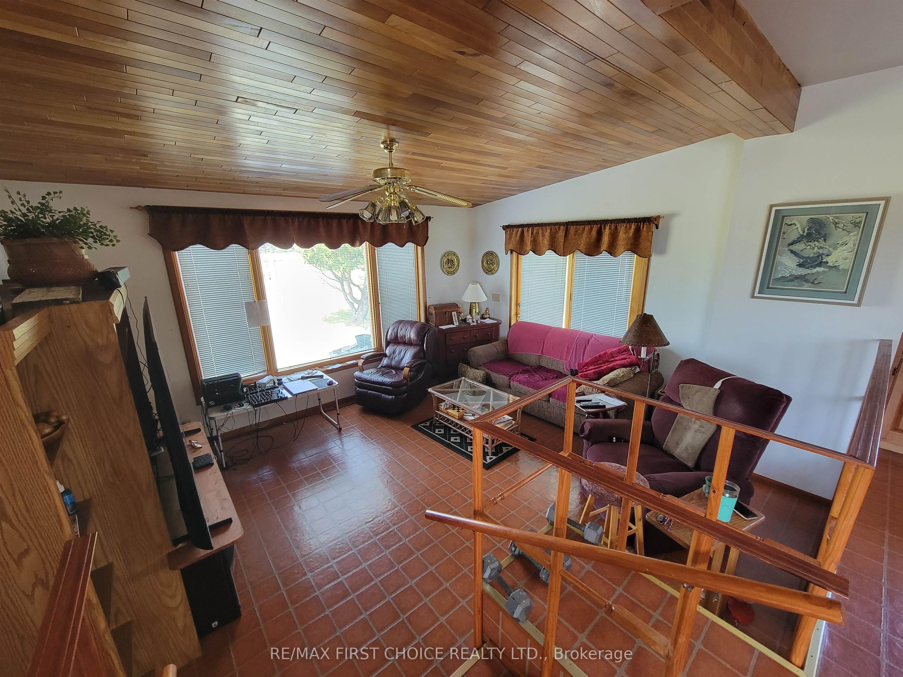 1611 HWY 11/71, Alberton, ON P9A 3M2 photo 2