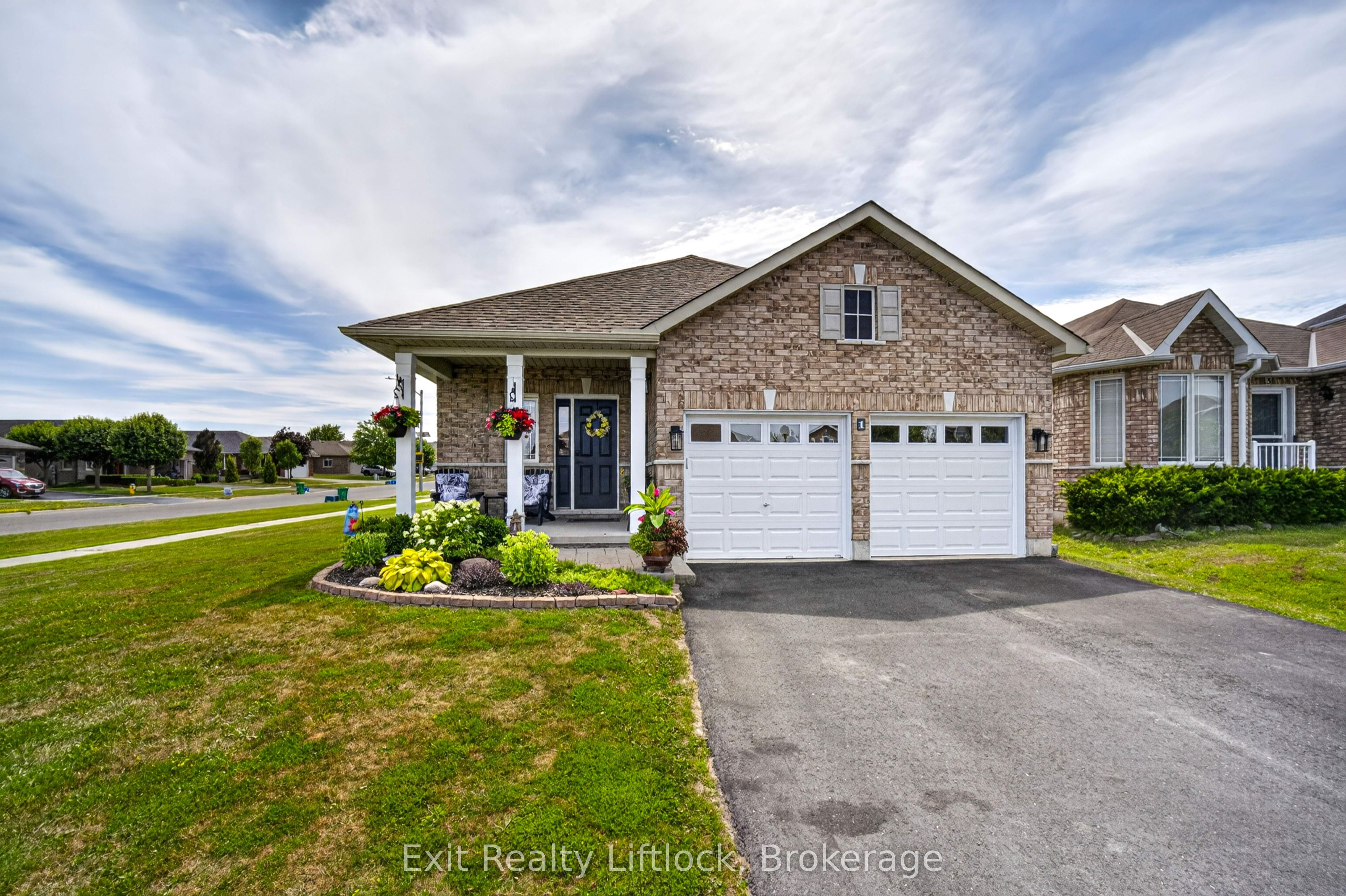 1 Mcgregor Court, Peterborough, ON K9L 0B7