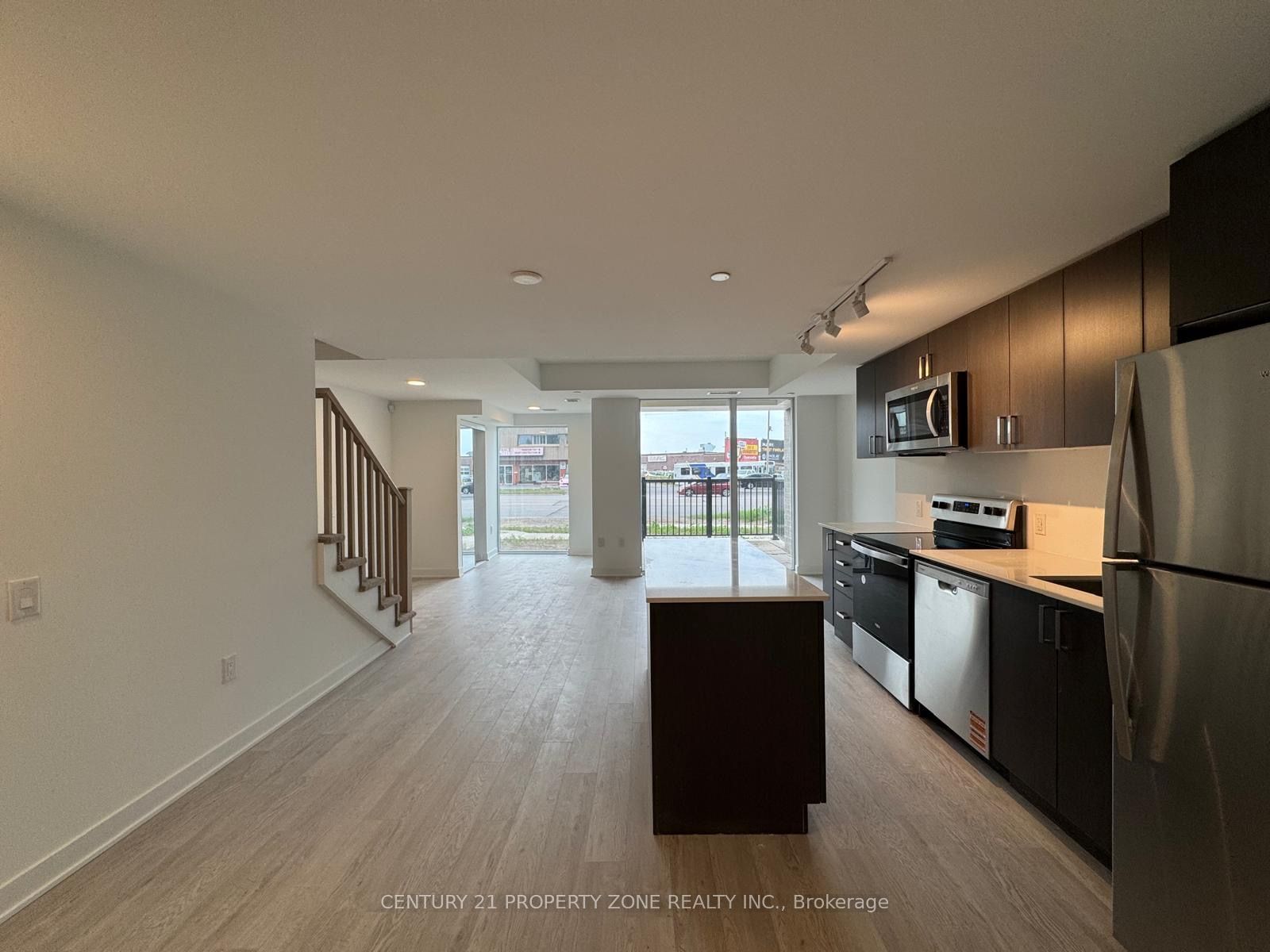 2782 Barton Street 102, Hamilton, ON L8E 0L3