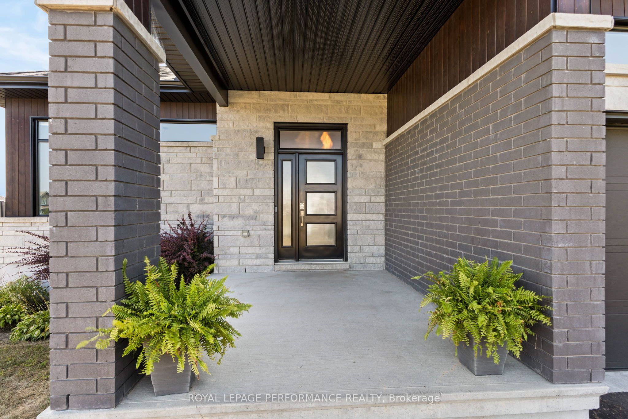 187 Grand Tronc Street, Clarence-Rockland, ON K0A 2A0 photo 3