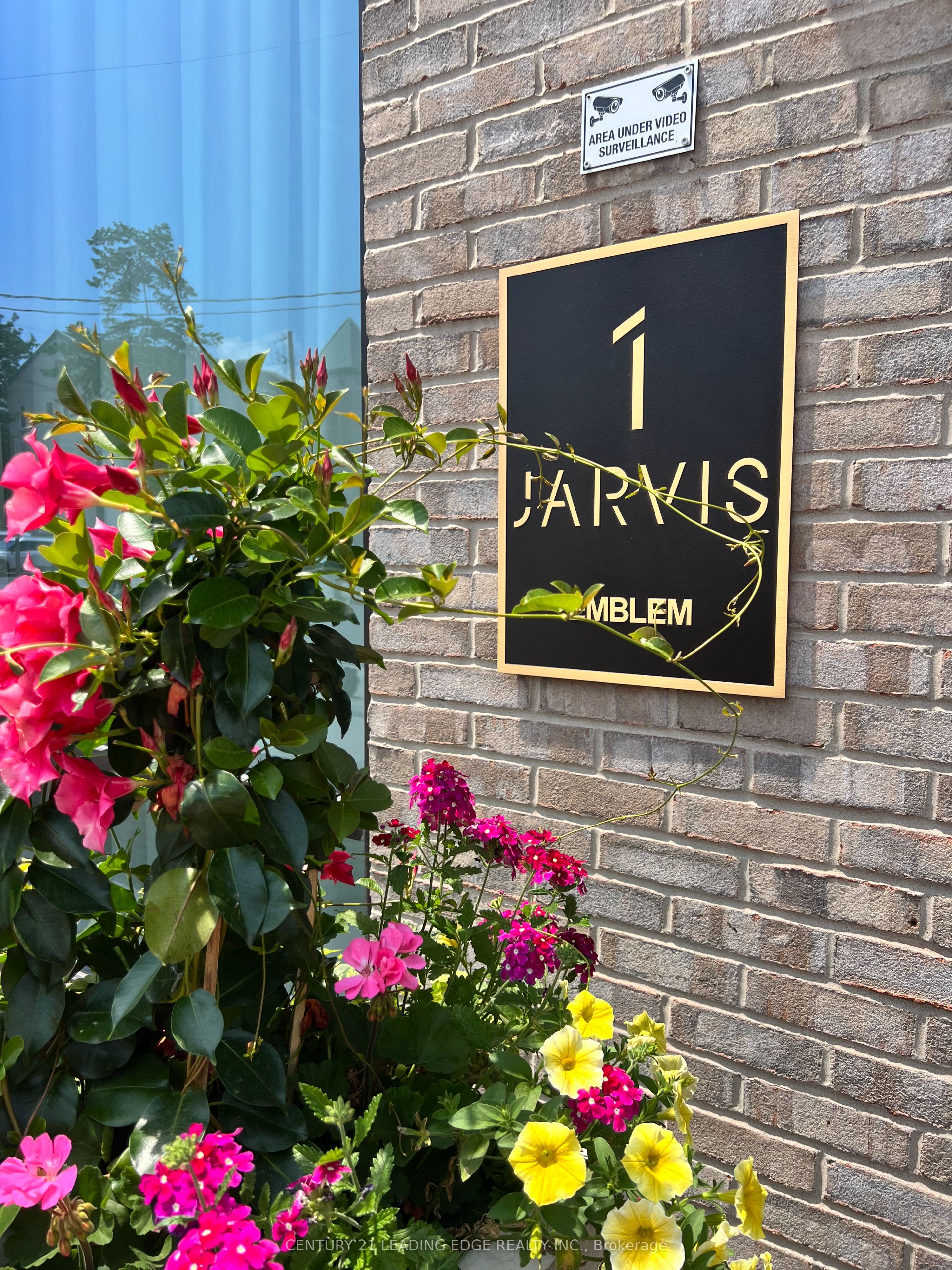 1 Jarvis Street 1510, Hamilton, ON L8R 0A8 photo 2