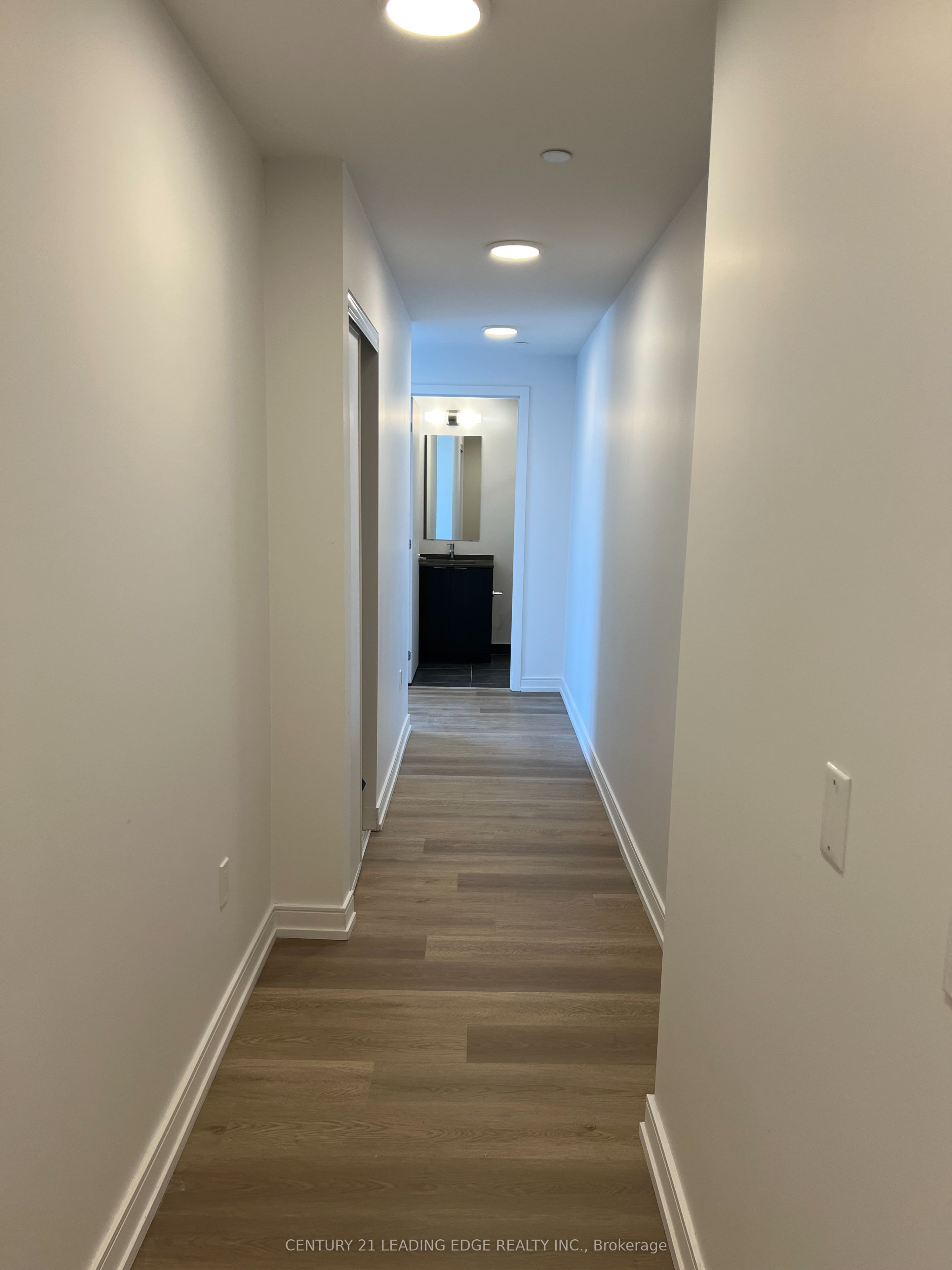 1 Jarvis Street 1510, Hamilton, ON L8R 0A8 photo 5