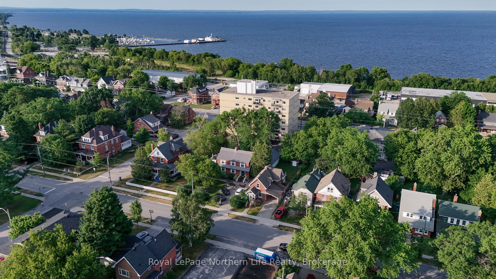 833 McIntyre Street W, North Bay, ON P1B 3A2 photo 4