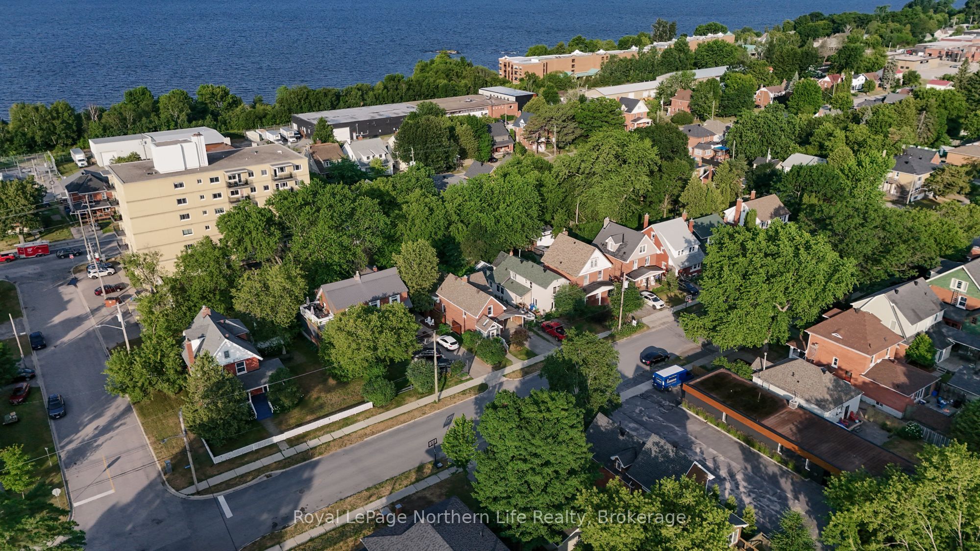 833 McIntyre Street W, North Bay, ON P1B 3A2 photo 5