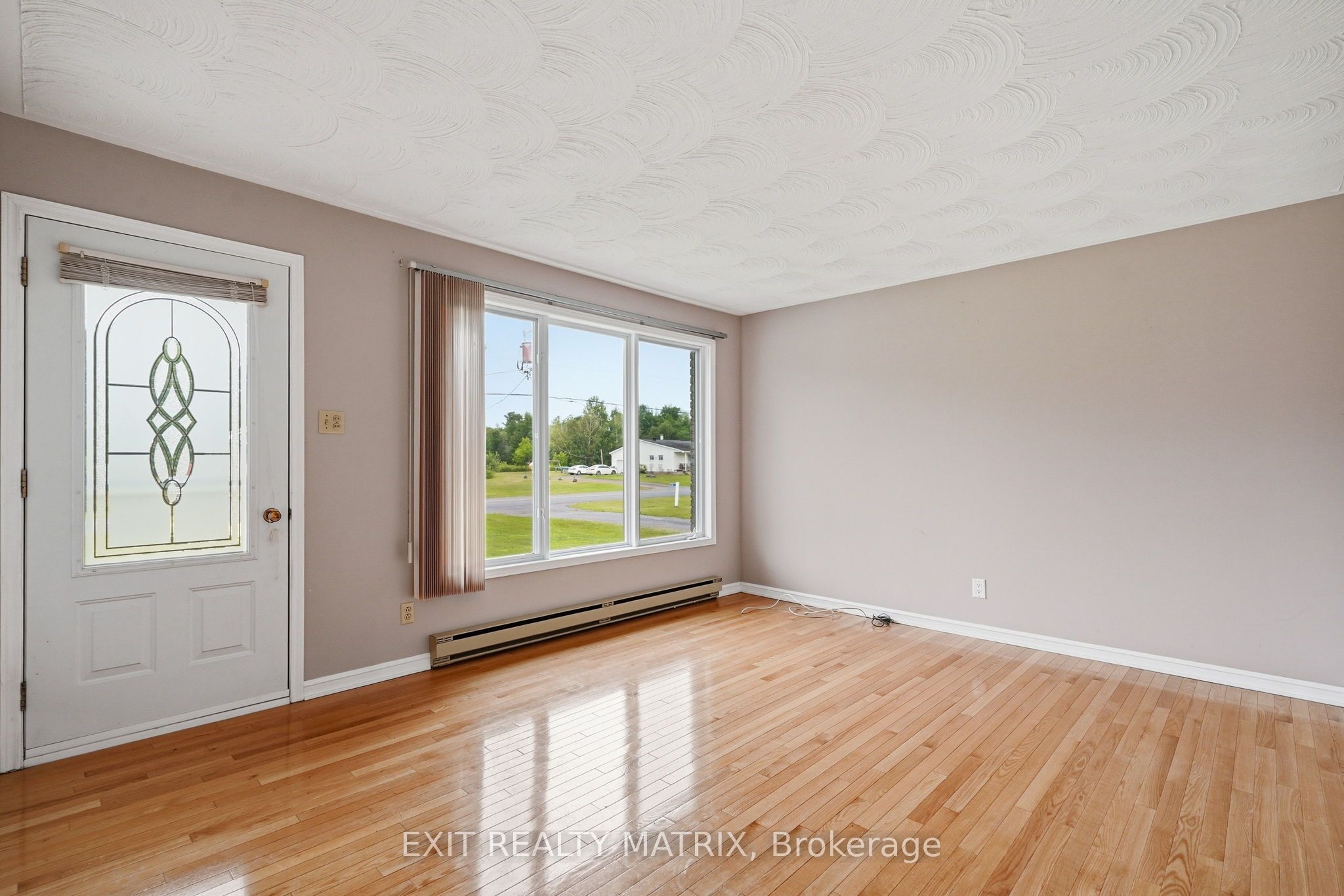563 Lajeunesse Road, Alfred and Plantagenet, ON K0B 1A0 photo 4
