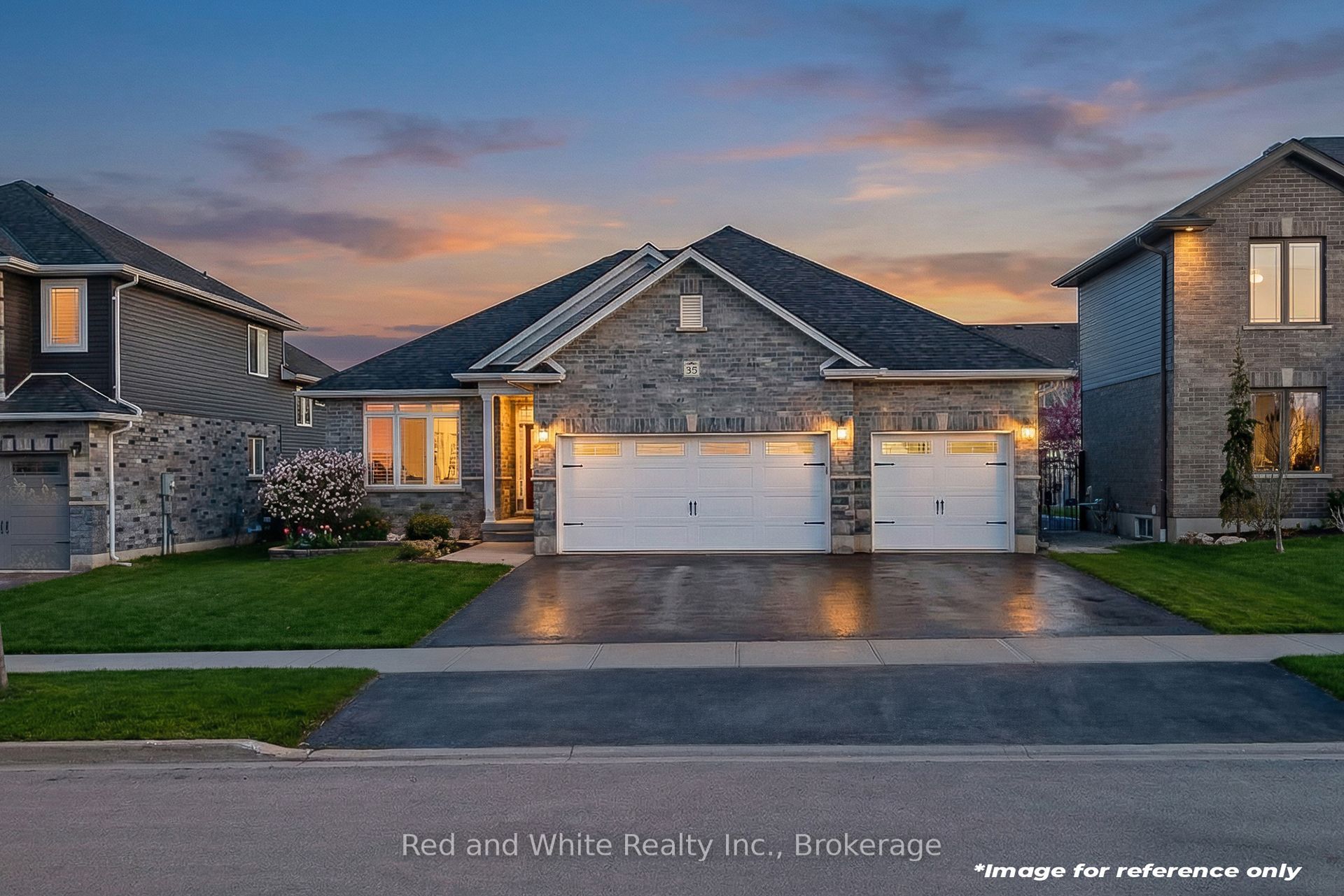 35 Lock Street E, East Zorra-Tavistock, ON N0J 1M0 photo 2