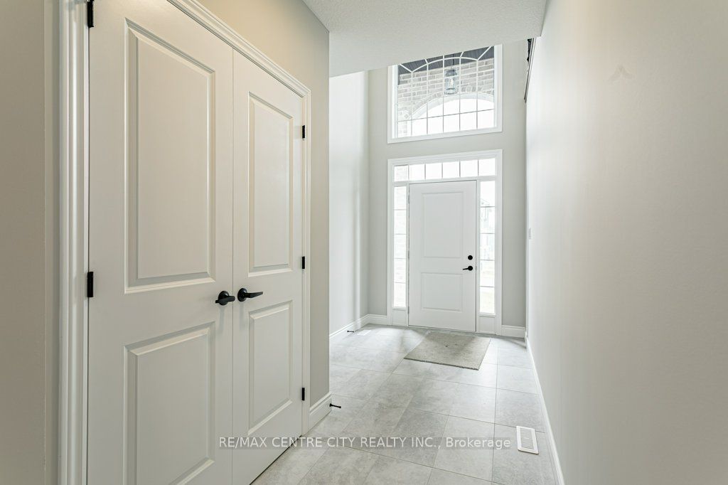 1761 Finley Crescent, London North, ON N6G 0B4 photo 4