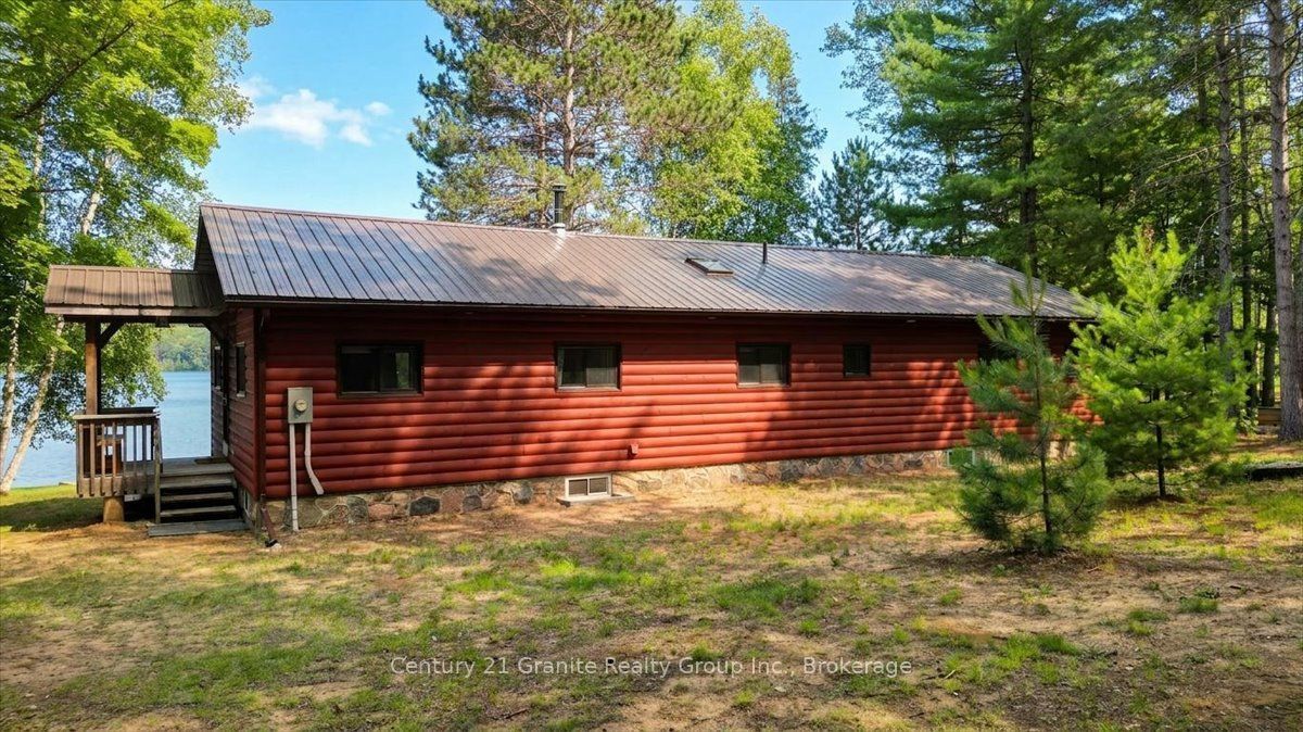 819 Tamarack Road, Madawaska Valley, ON K0J 1B0 photo 3