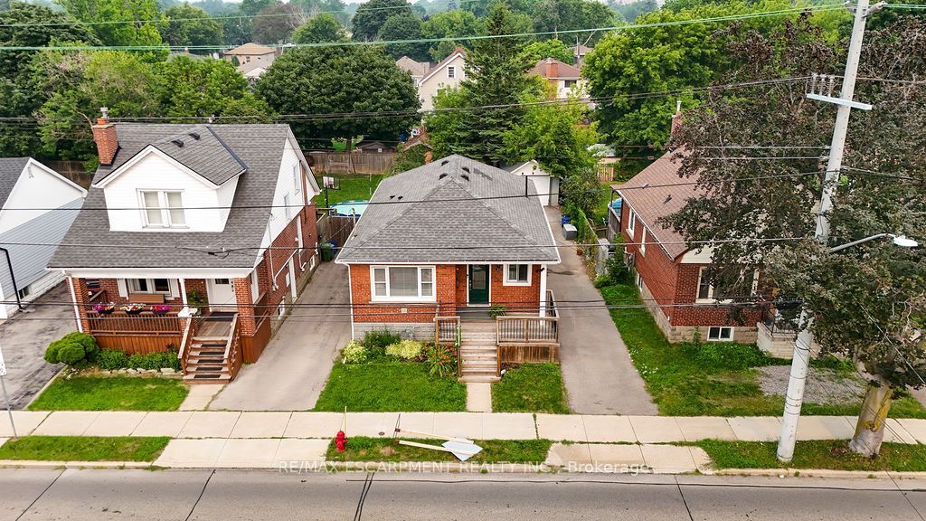 340 Upper Gage Avenue, Hamilton, ON L8V 4H7 photo 3
