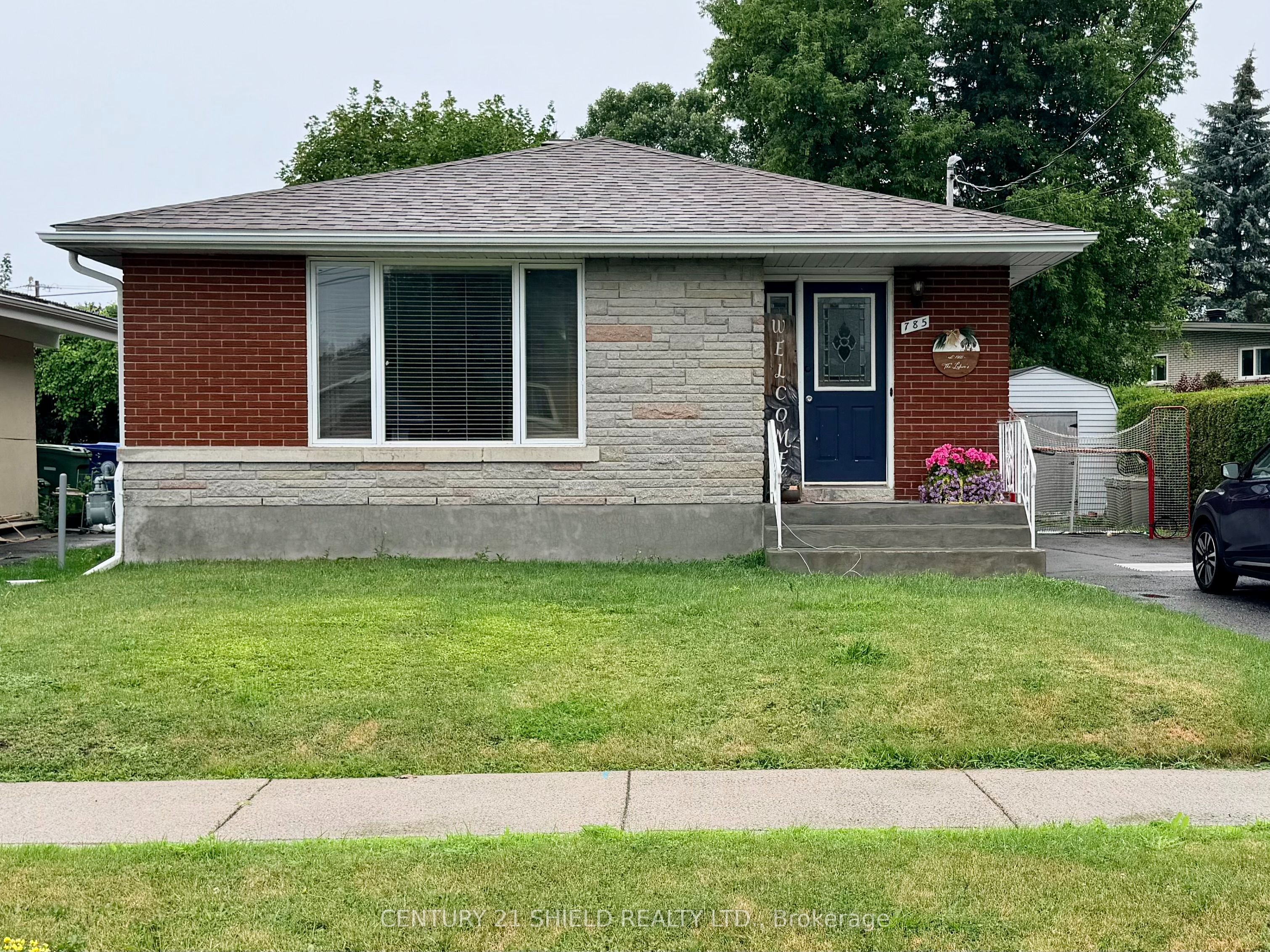 785 Sandfield Crescent, Cornwall, ON K6H 5C4 photo 2