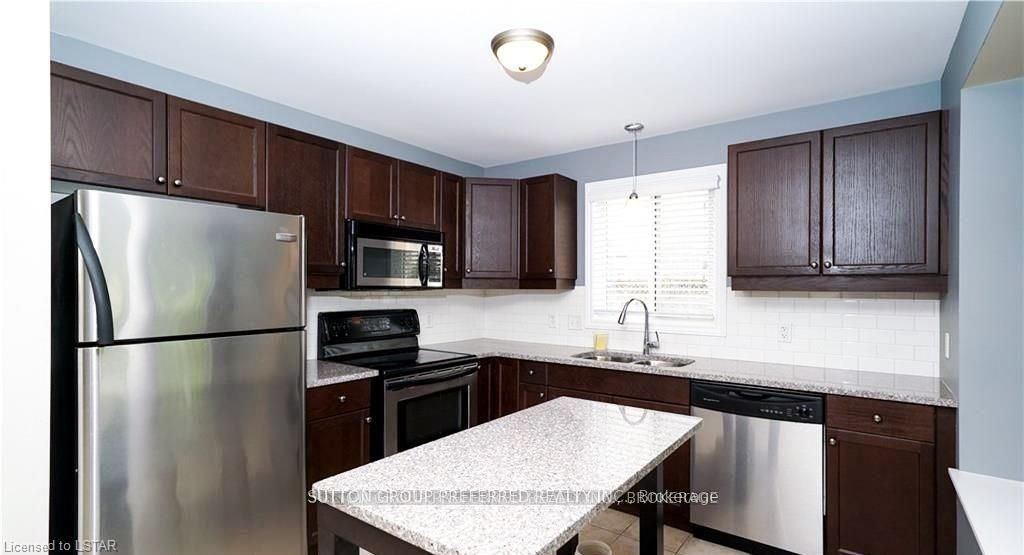 1708 Mickleborough Drive, London North, ON N6G 5R7 photo 5