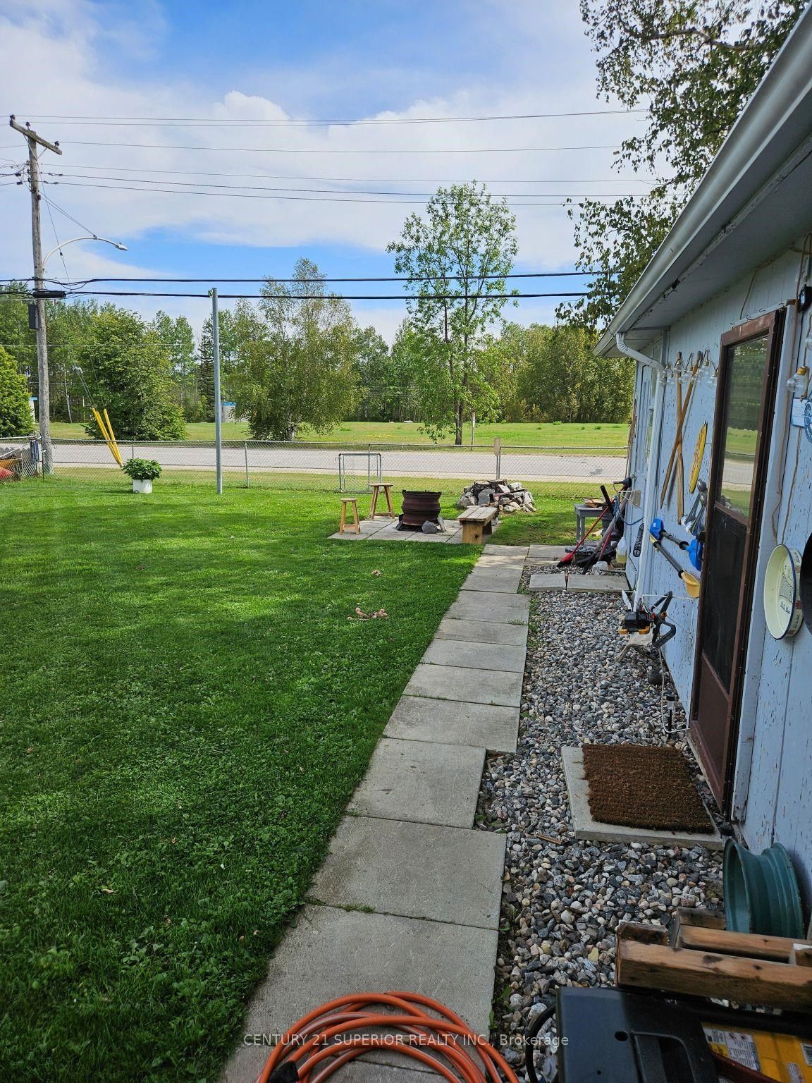 15 Heron Drive, Manitouwadge, ON P0T 2C0 photo 5