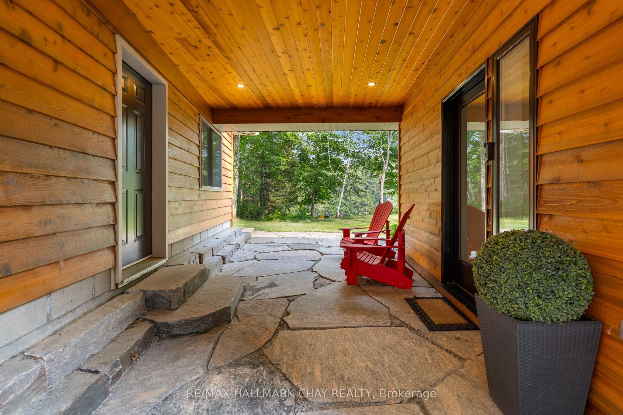 1315 Wolf Circle, Algonquin Highlands, ON P0A 1E0 photo 5