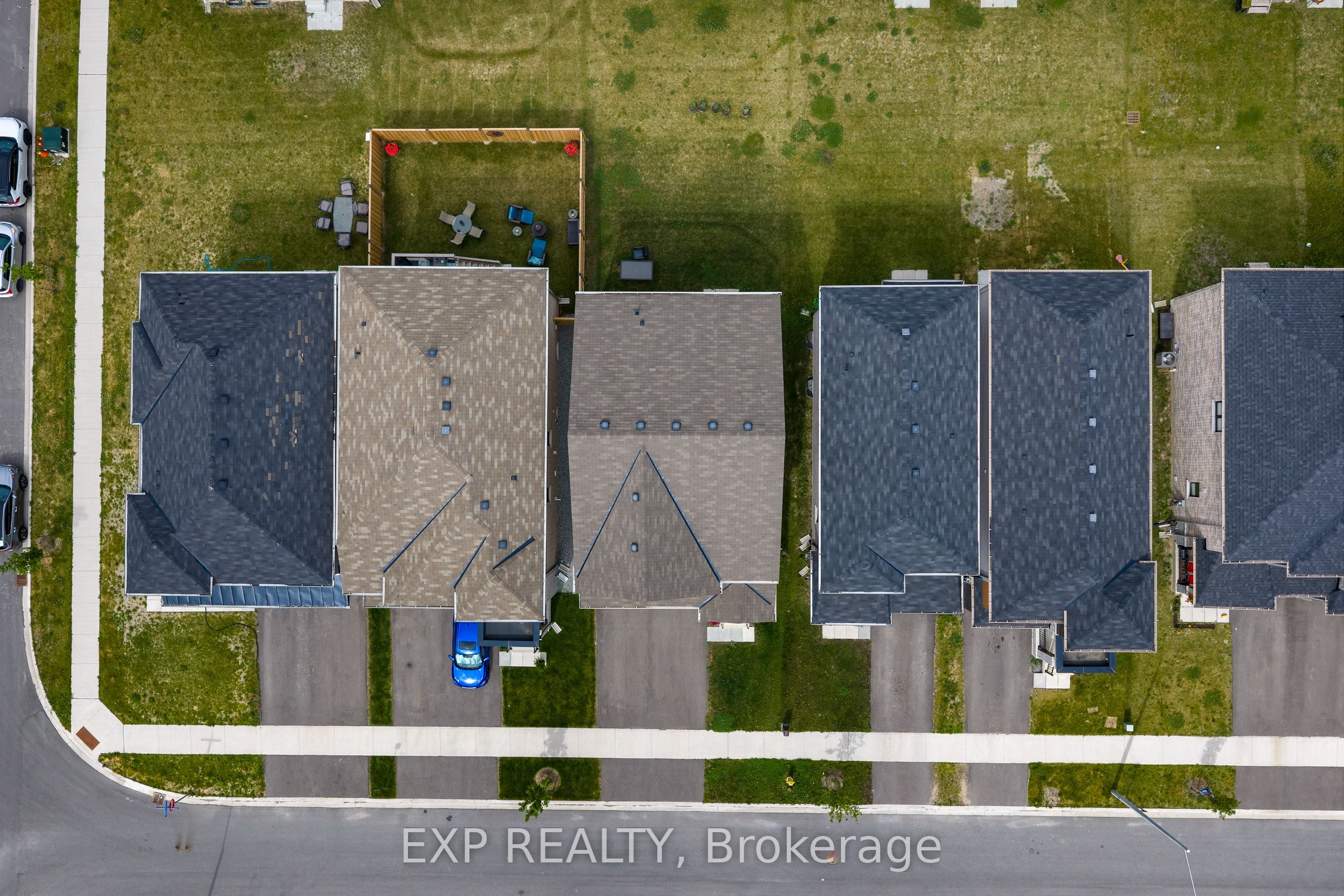 65 Ever Sweet Way, Thorold, ON L2V 0K8 photo 2