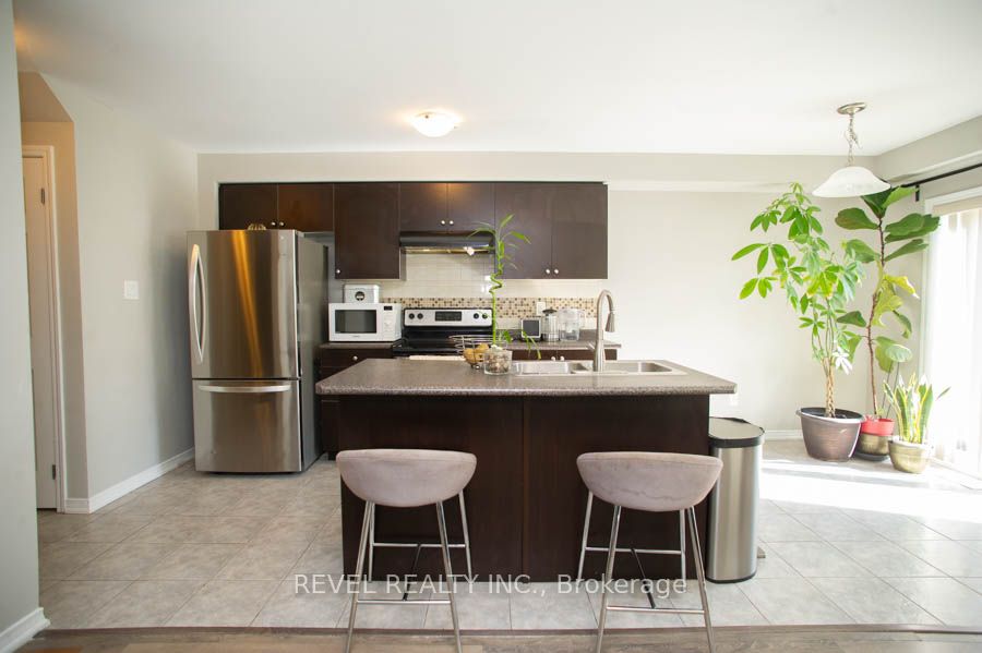 153 English Lane, Brantford, ON N3T 0J3 photo 4