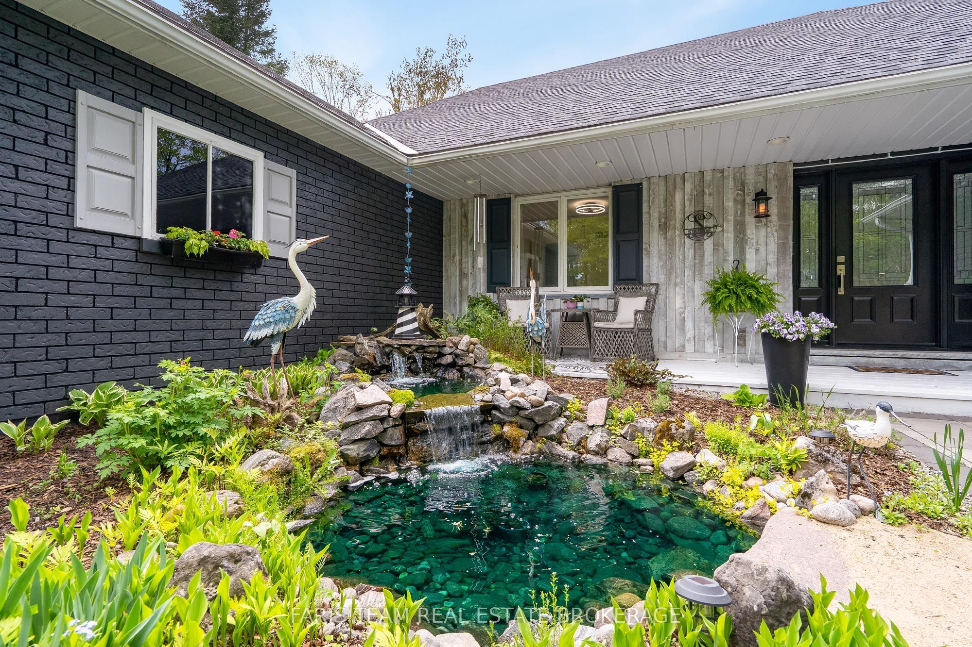 135 Forest Glen Drive, Gravenhurst, ON P1P 1A1 photo 4