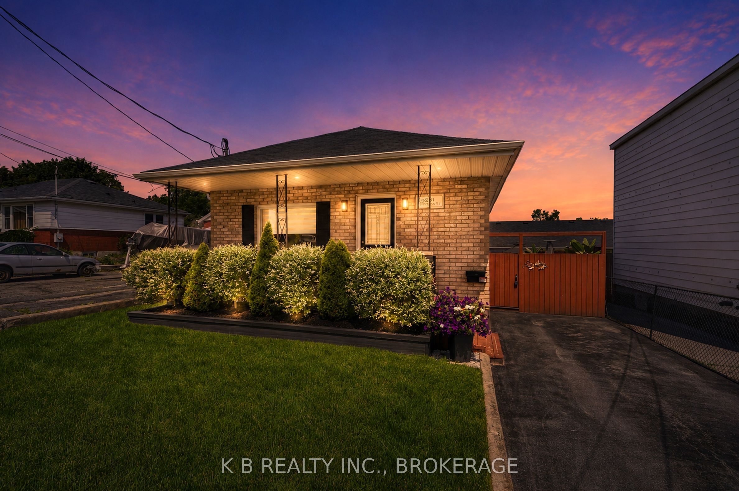 581 Division Street, Kingston, ON K7K 4B7 photo 2