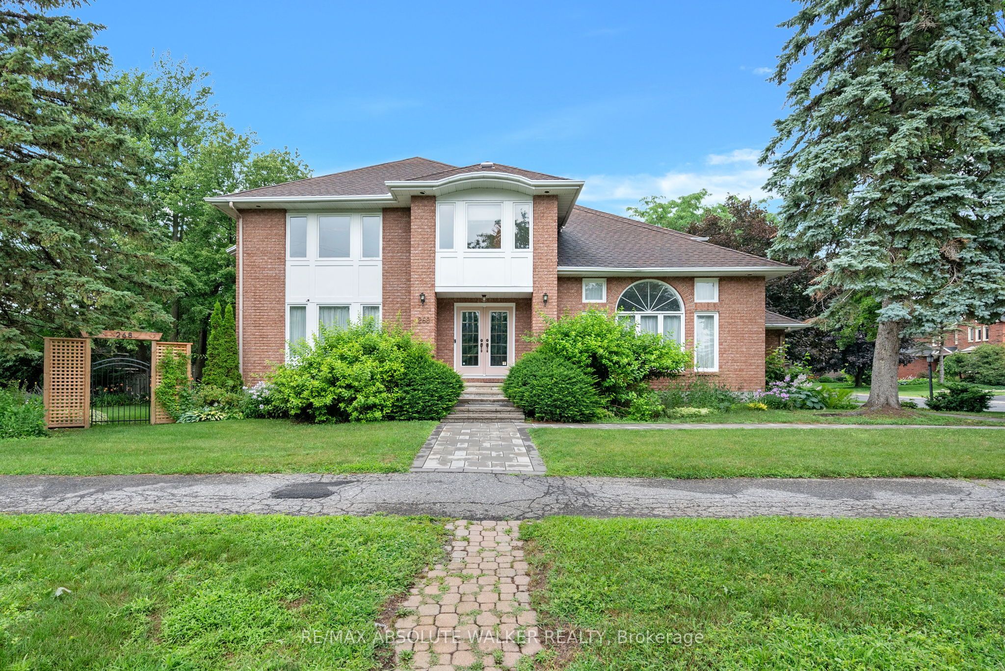 268 Pine Hill Drive, Kanata, ON K2M 2B6 photo 2