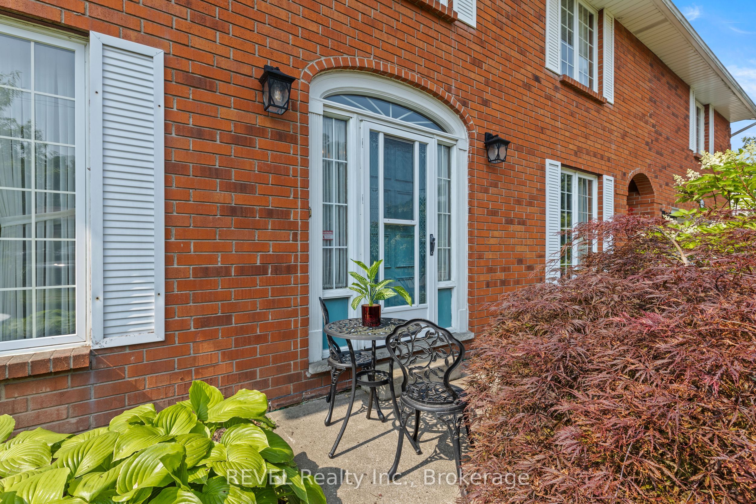 7190 Waterloo Drive, Niagara Falls, ON L2J 1E2 photo 4