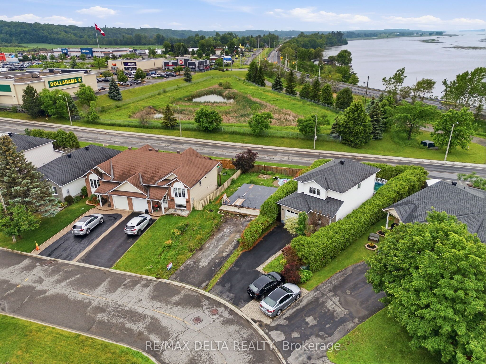 2165 Cecile Crescent, Clarence-Rockland, ON K4K 1S4 photo 2