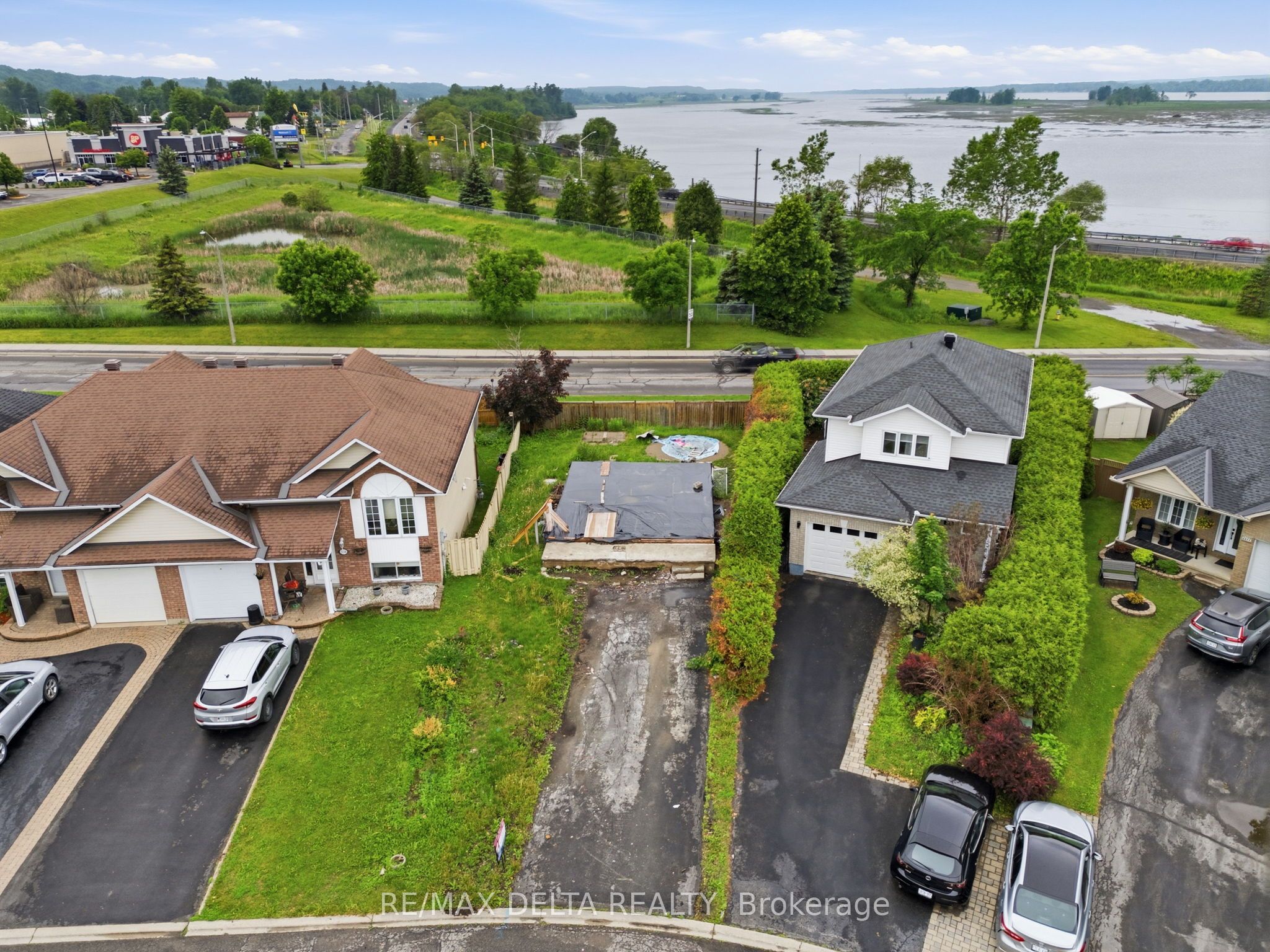 2165 Cecile Crescent, Clarence-Rockland, ON K4K 1S4 photo 3