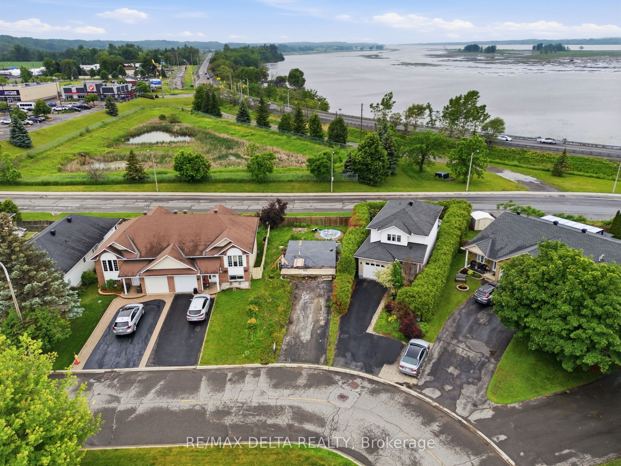 2165 Cecile Crescent, Clarence-Rockland, ON K4K 1S4 photo 4