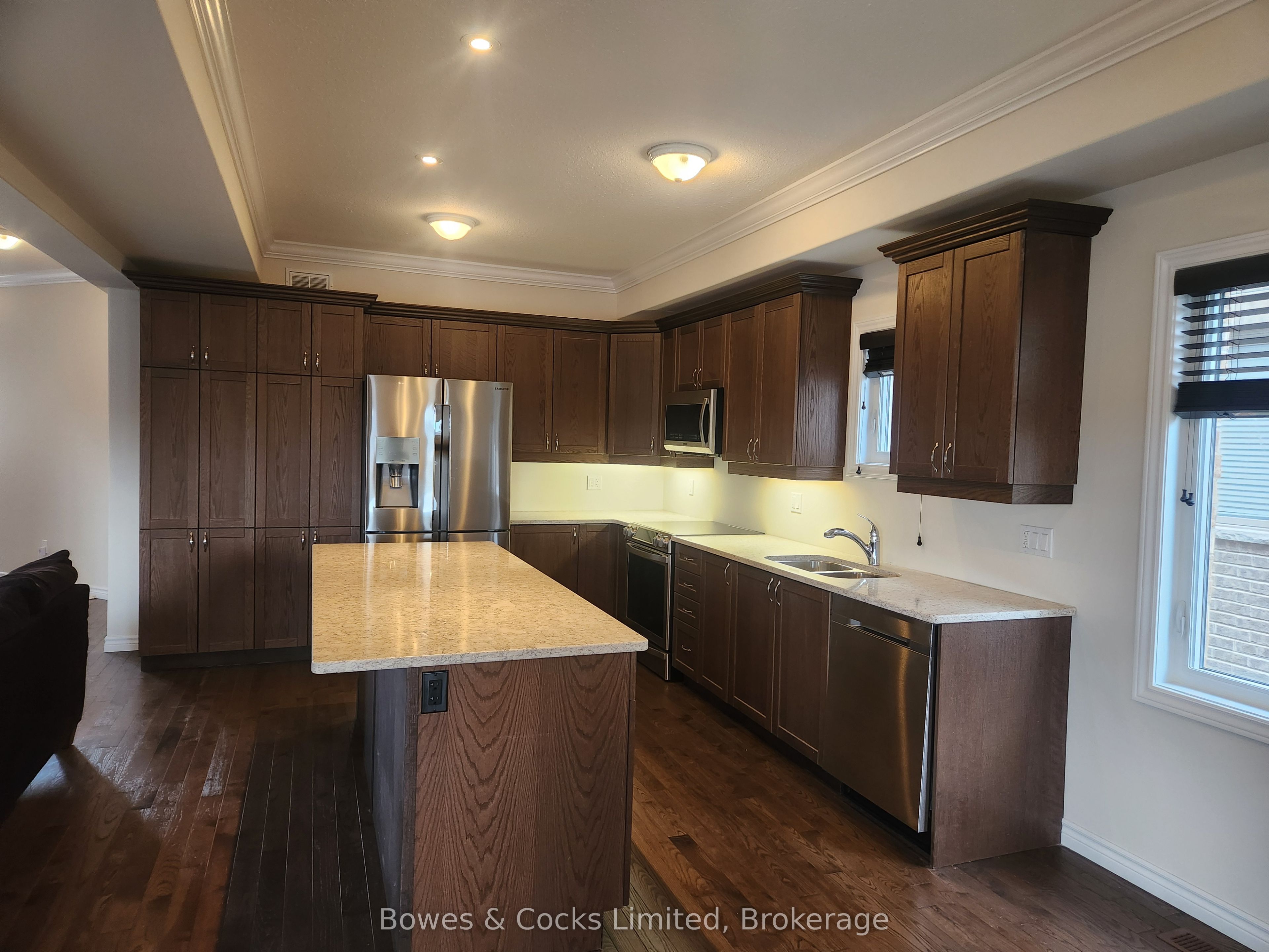 716 Sawmill Road, Peterborough, ON K9L 0G3 photo 5