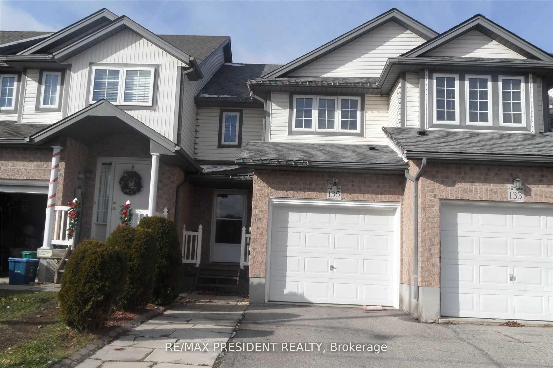 135 Activa Avenue, Kitchener, ON N2E 3T3