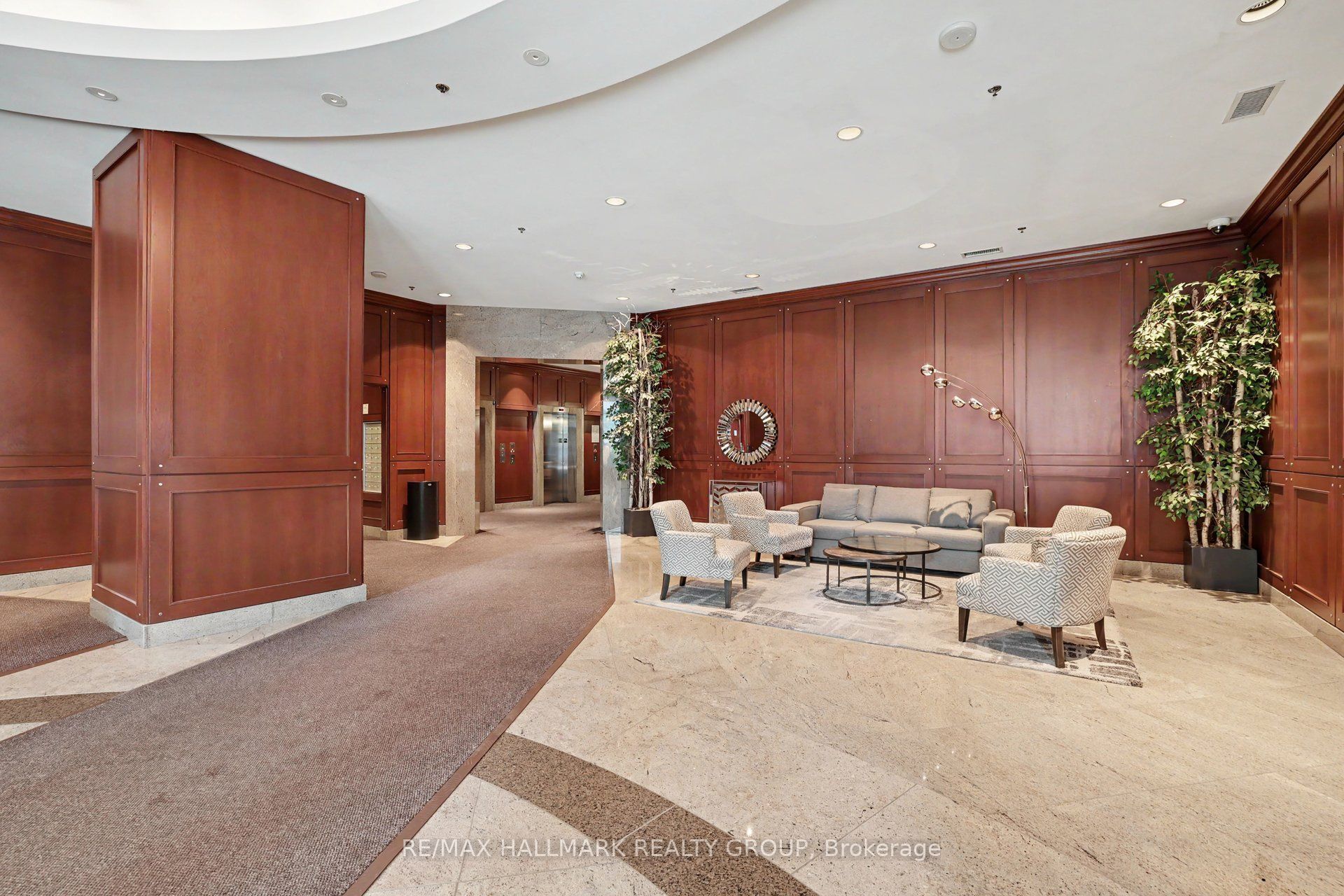 234 Rideau Street 1304A, Lower Town - Sandy Hill, ON K1N 0A9 photo 2