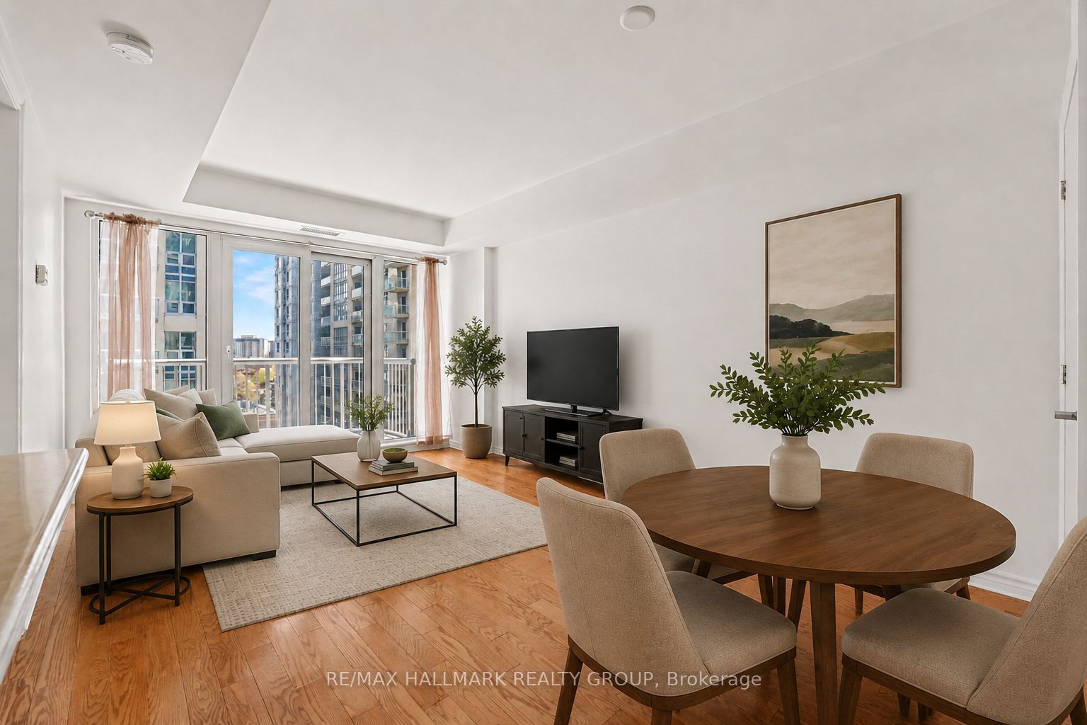 234 Rideau Street 1304A, Lower Town - Sandy Hill, ON K1N 0A9 photo 4