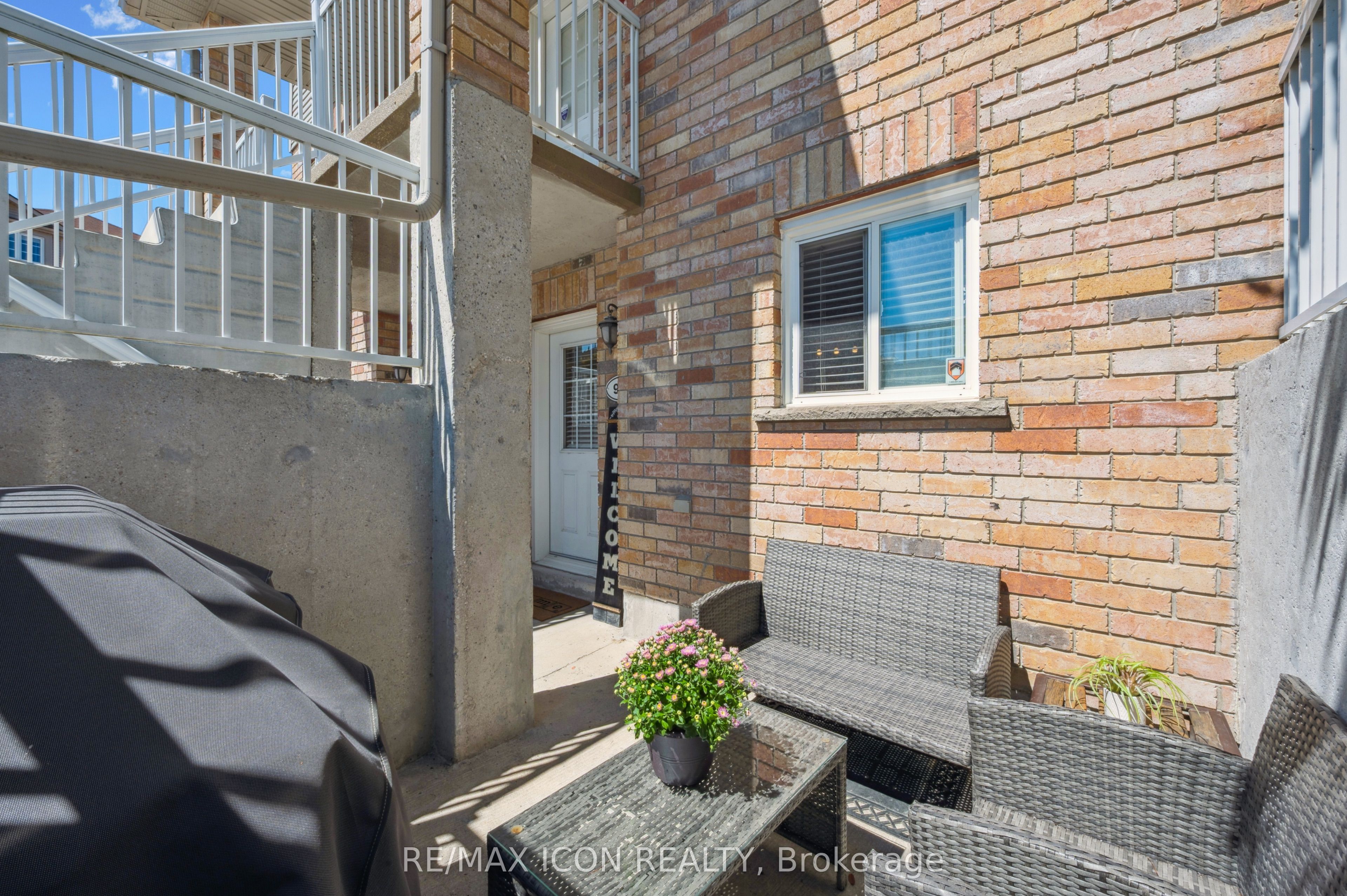 50 Howe Drive 9D, Kitchener, ON N2E 0A3 photo 5