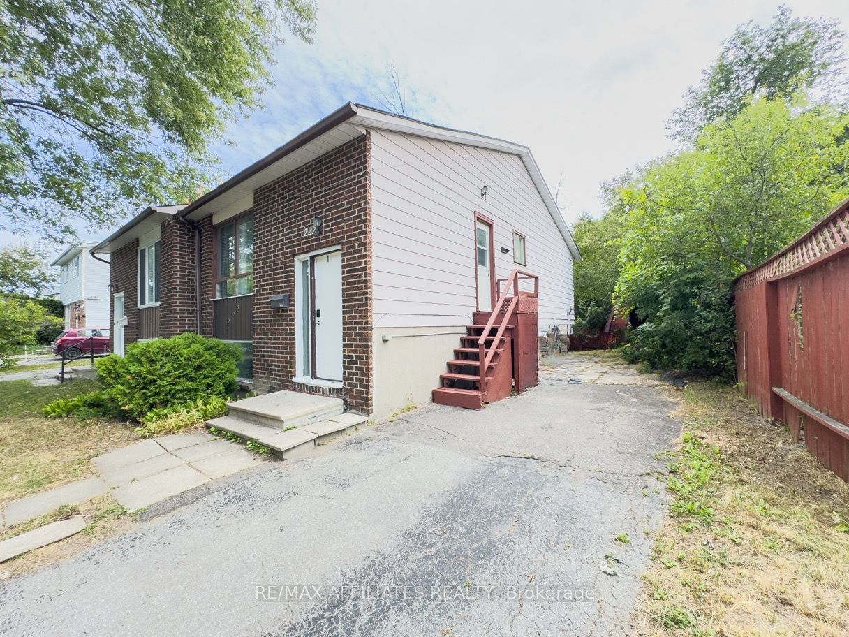 222 Castlefrank Road 1, Kanata, ON K2L 1T5 photo 2