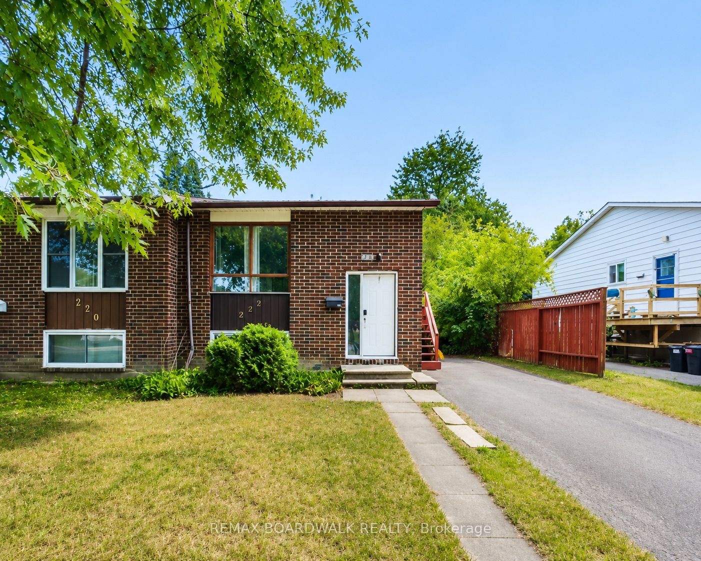 222 Castlefrank Road 1, Kanata, ON K2L 1T5 photo 3